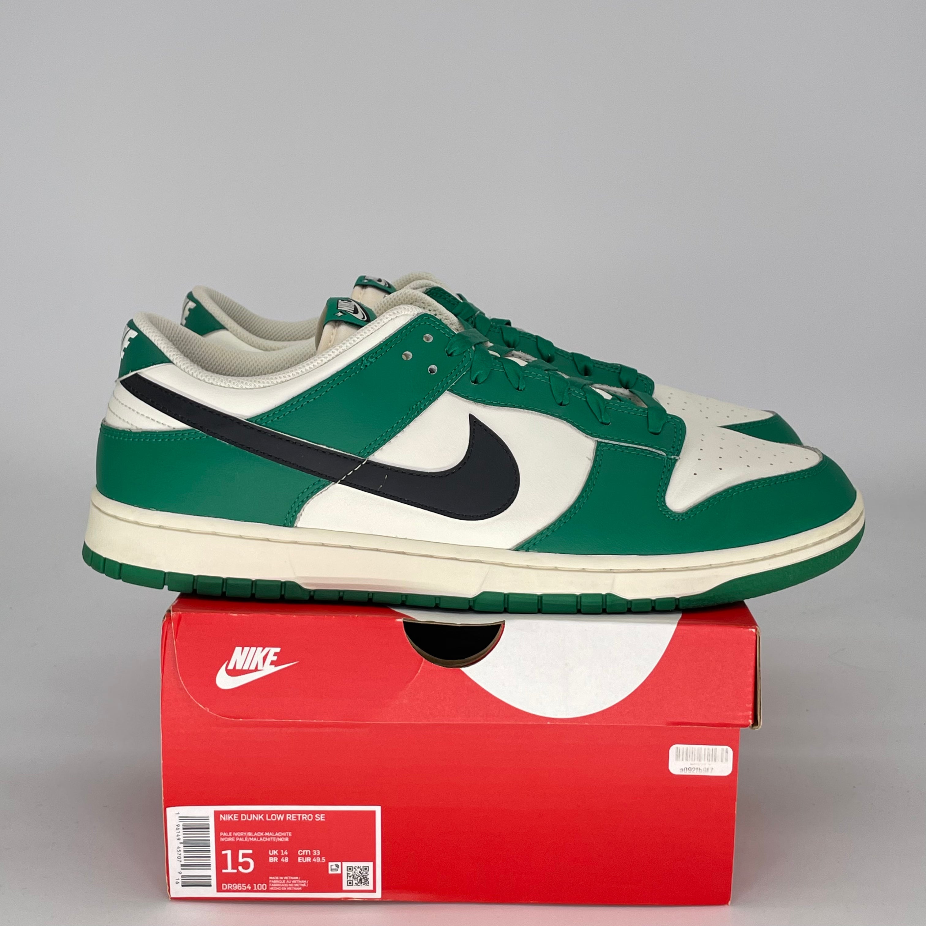 NIKE DUNK LOW LOTTERY PACK MALACHITE GREEN DR9654-100 SIZE 15/16.5W