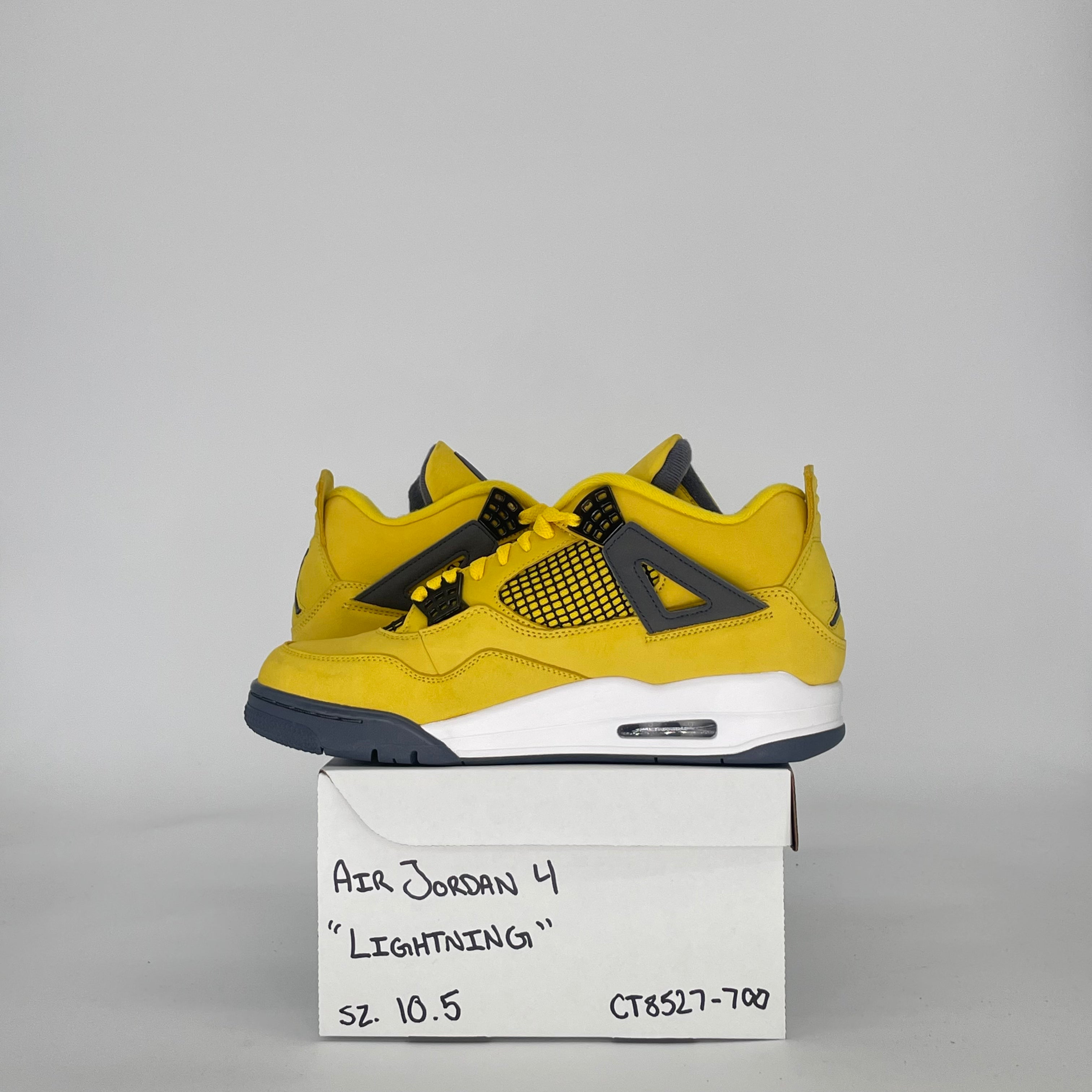 AIR JORDAN 4 LIGHTENING CT8527-700 SIZE 10.5/12W