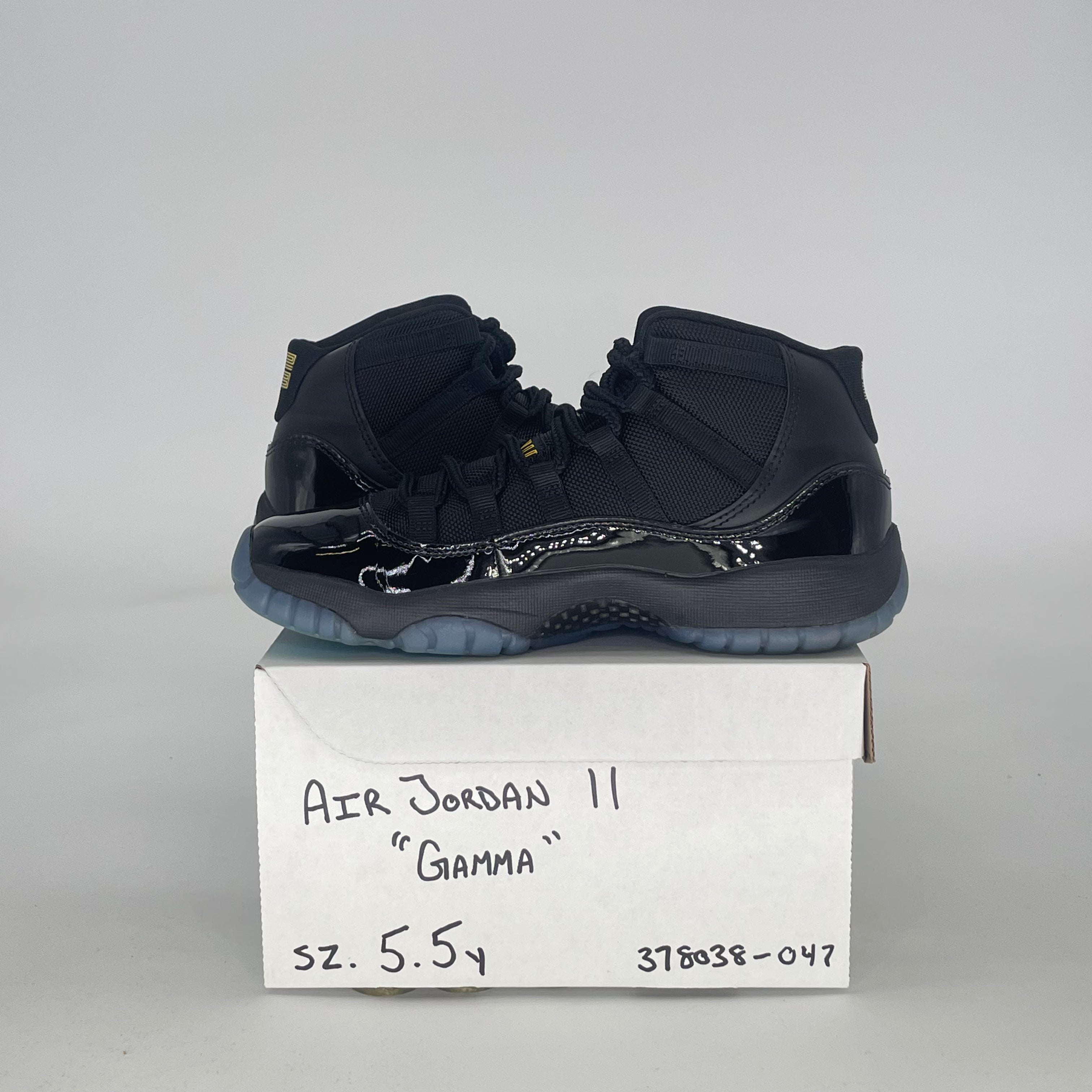 AIR JORDAN 11 GAMMA BLUE 378038-047 SIZE 5.5/7W GS