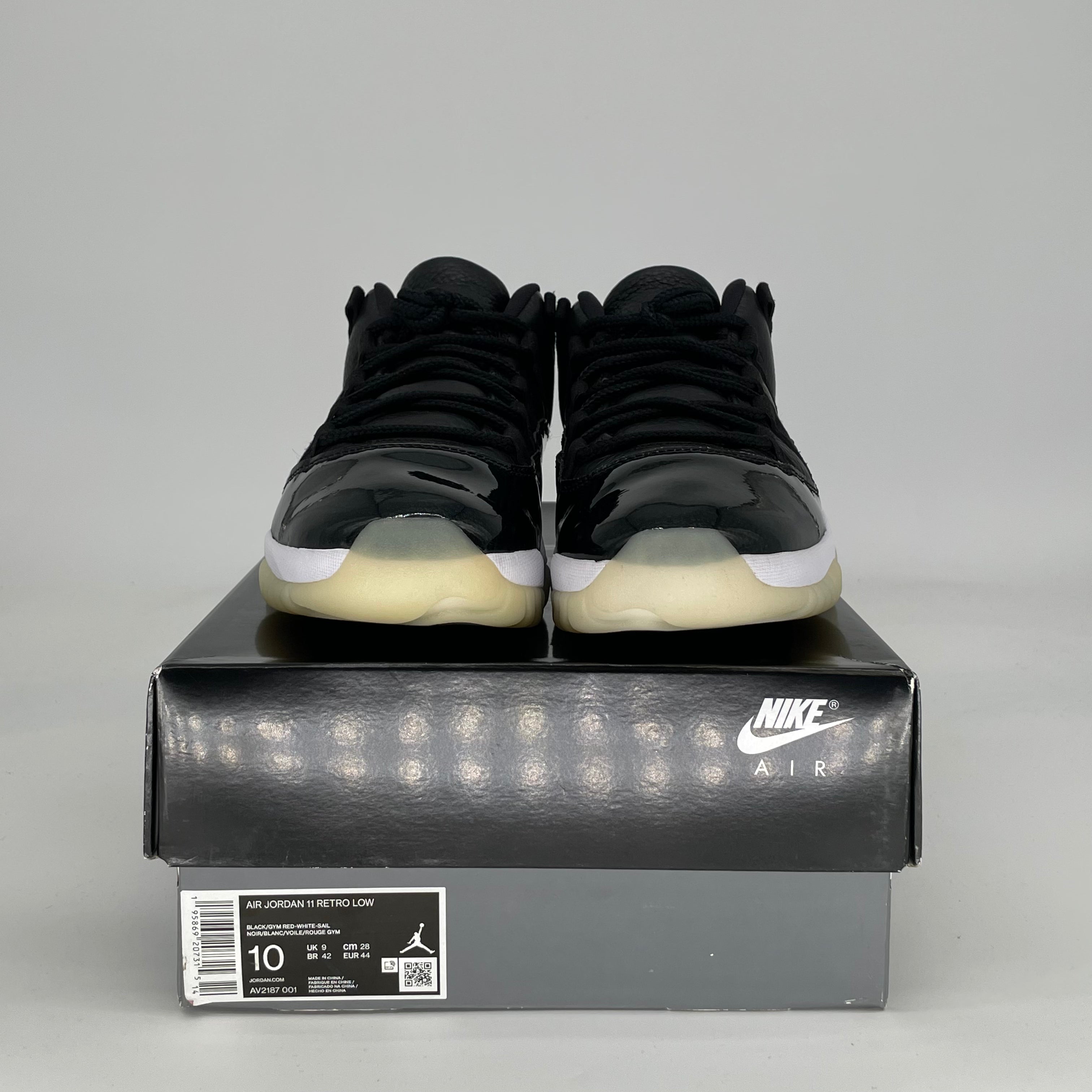 AIR JORDAN 11 LOW 72-10 AV2187-001 SIZE 10/11.5W