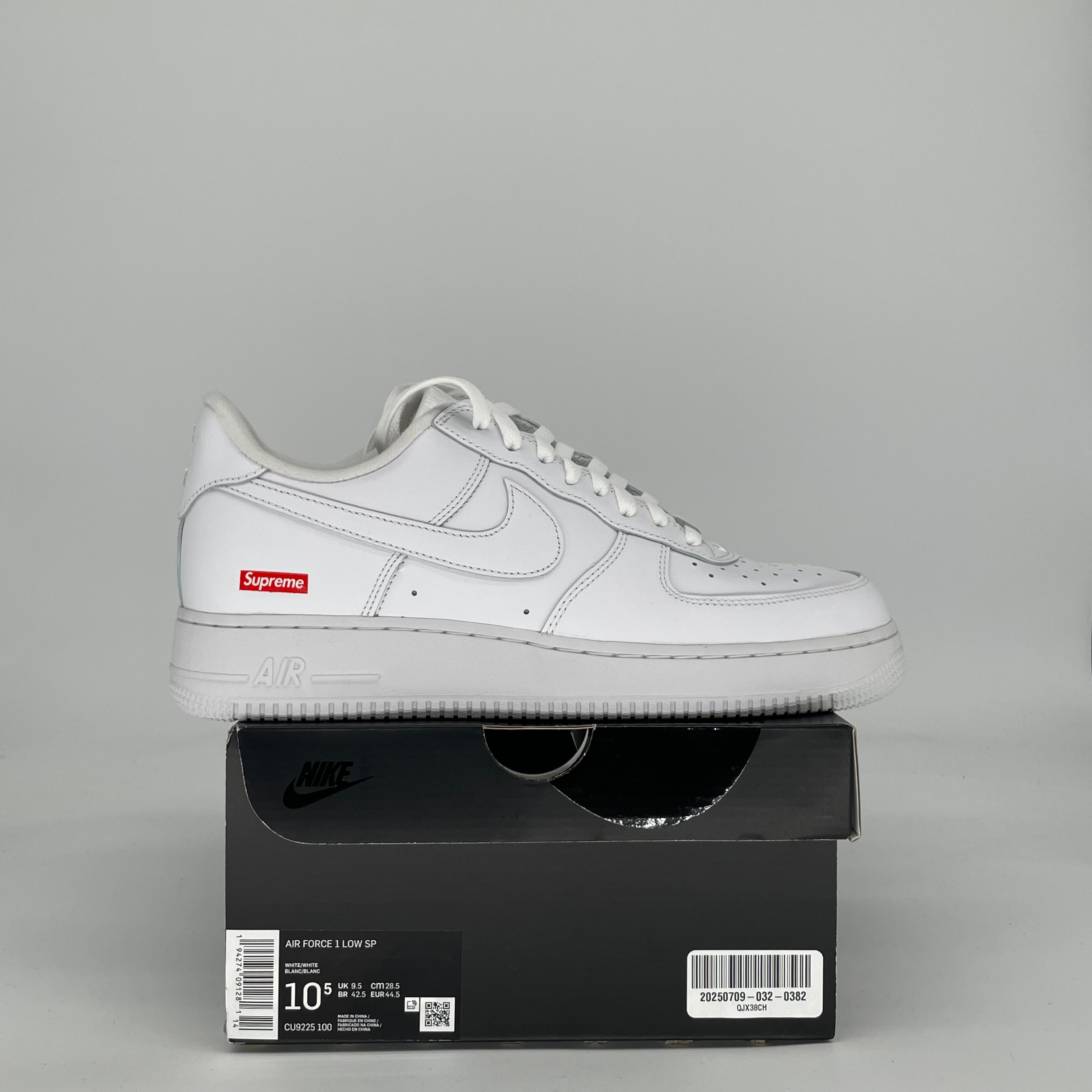 NIKE AIR FORCE 1 LOW SUPREME WHITE CU9225-100 SIZE 10.5/12W