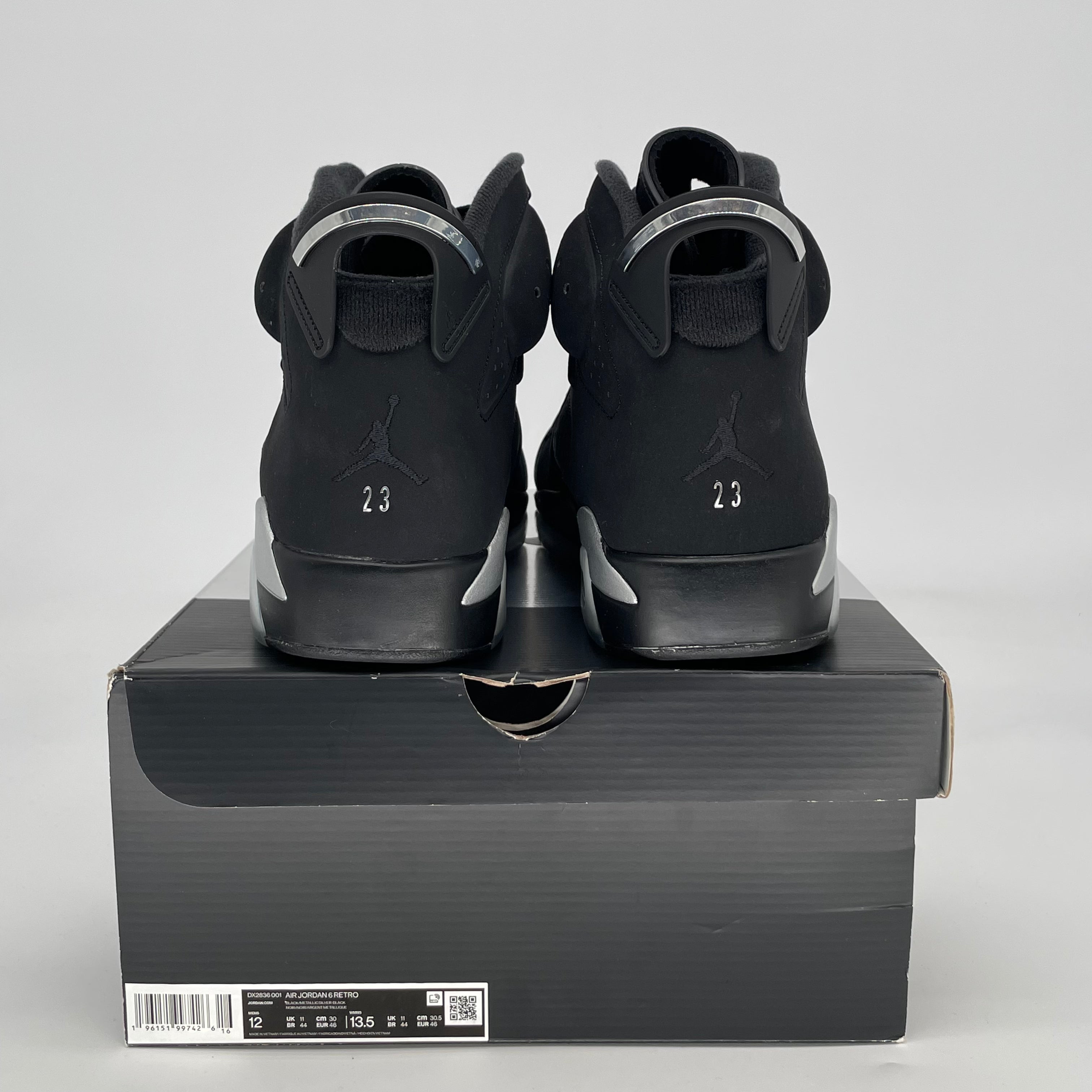 AIR JORDAN 6 CHROME DX2836-001 SIZE 12/13.5W