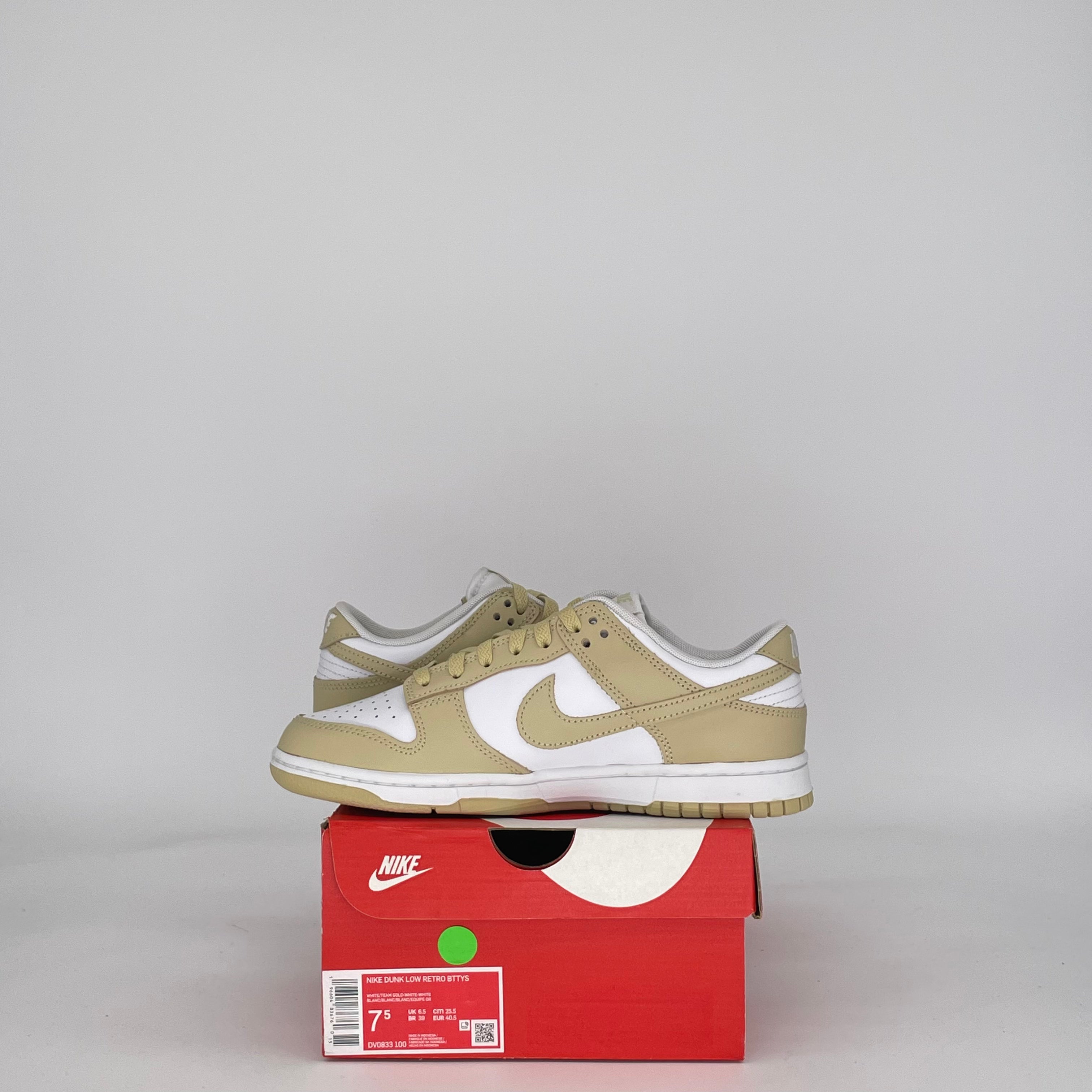 NIKE DUNK LOW TEAM GOLD DV0833-100 SIZE 7.5/9W MENS