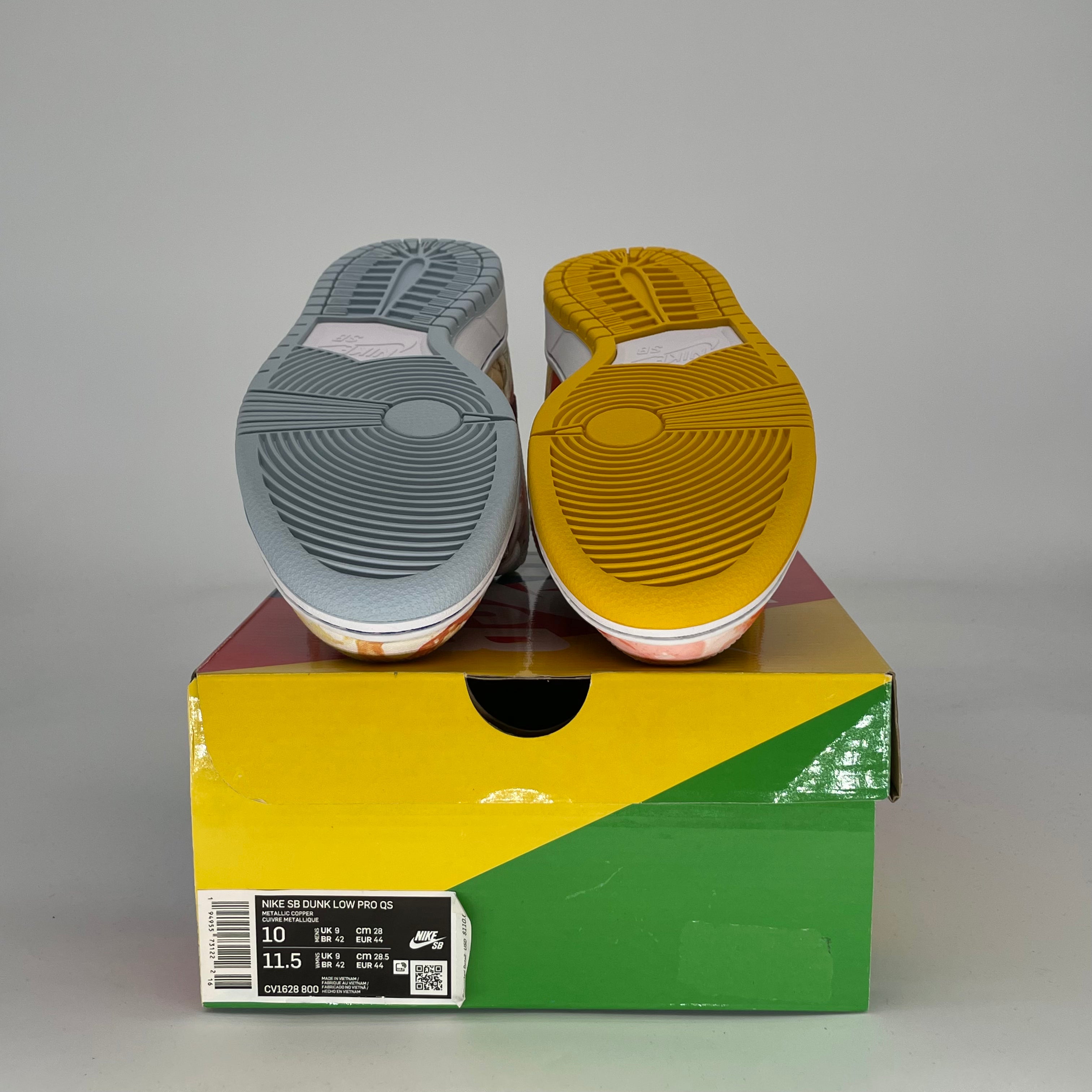 NIKE SB DUNK LOW STREET HAWKER CV1628-800 SIZE 10/11.5W