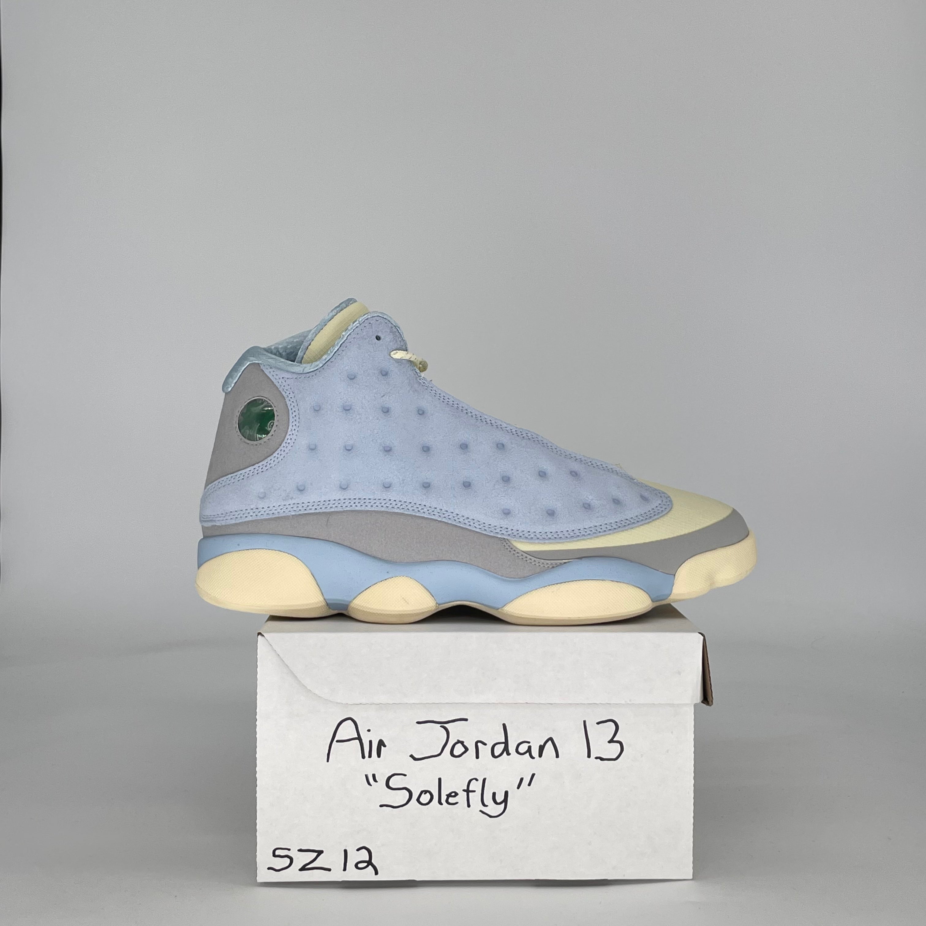 AIR JORDAN 13 SOLEFLY DX5763-100 SIZE 12/13.5W