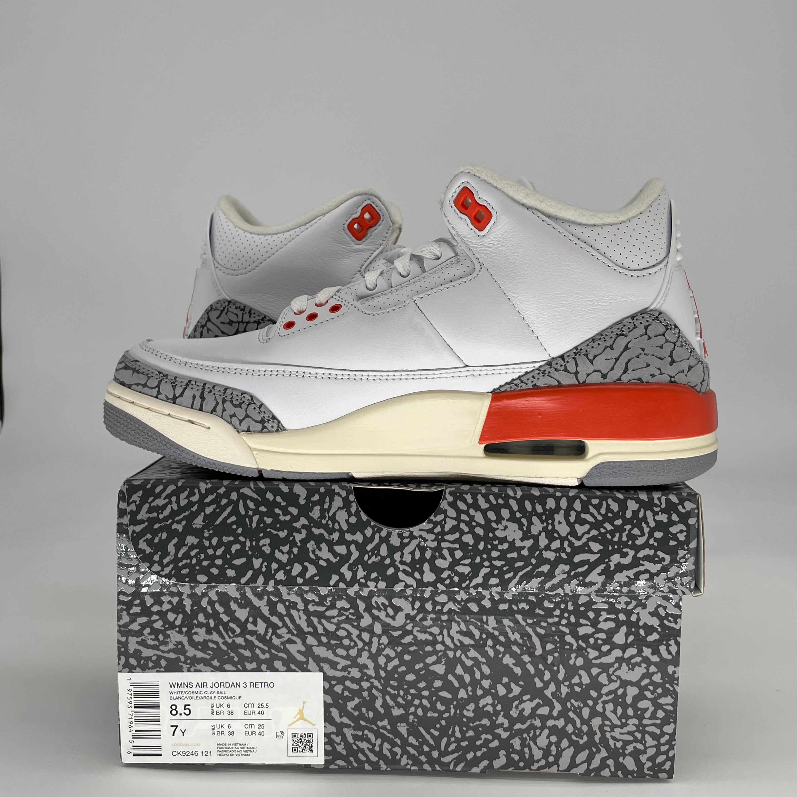 AIR JORDAN 3 GEORGIA PEACH W CK9246-121 SIZE 7/8.5W