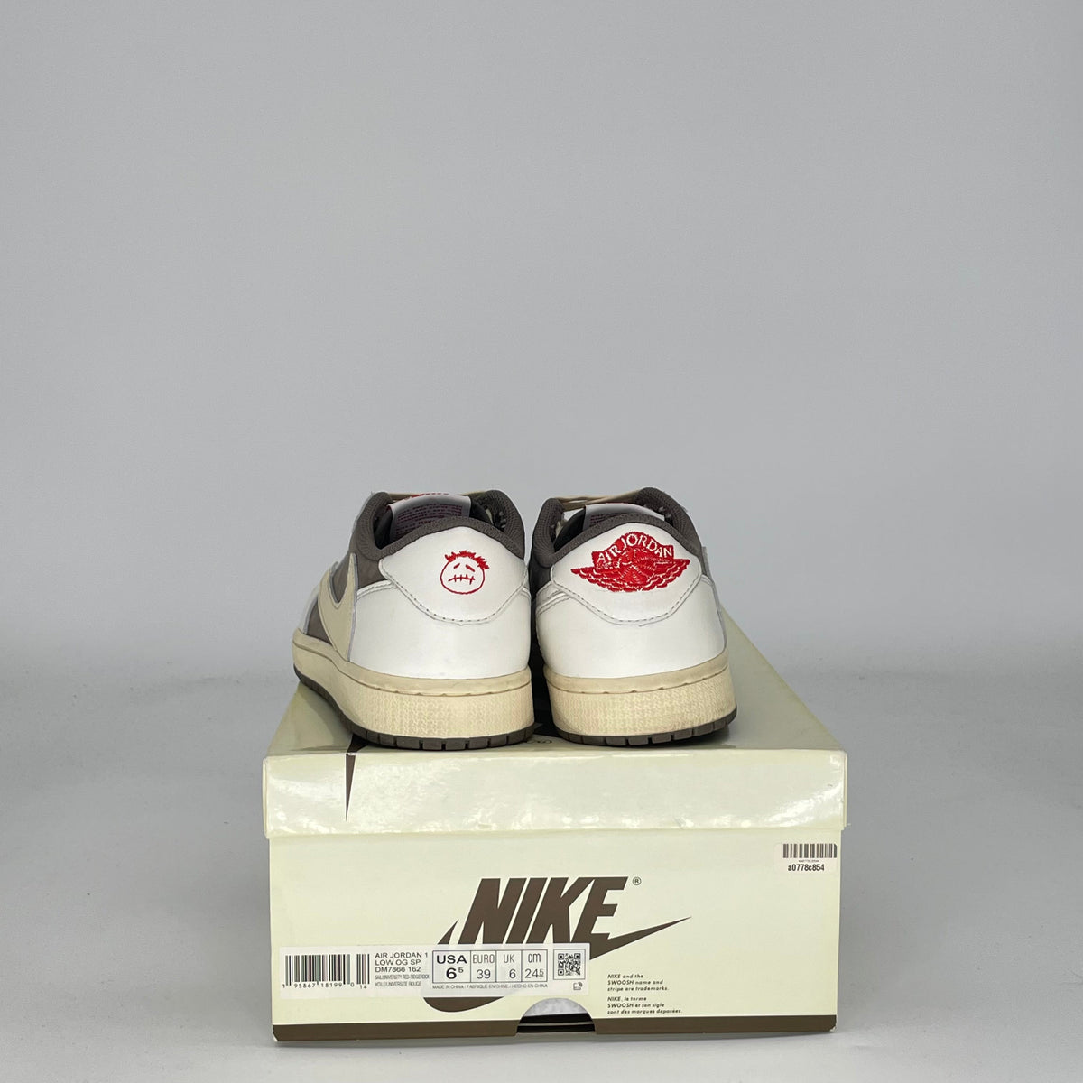 Jordan 1 Retro Low OG SP Travis Scott Reverse Mocha