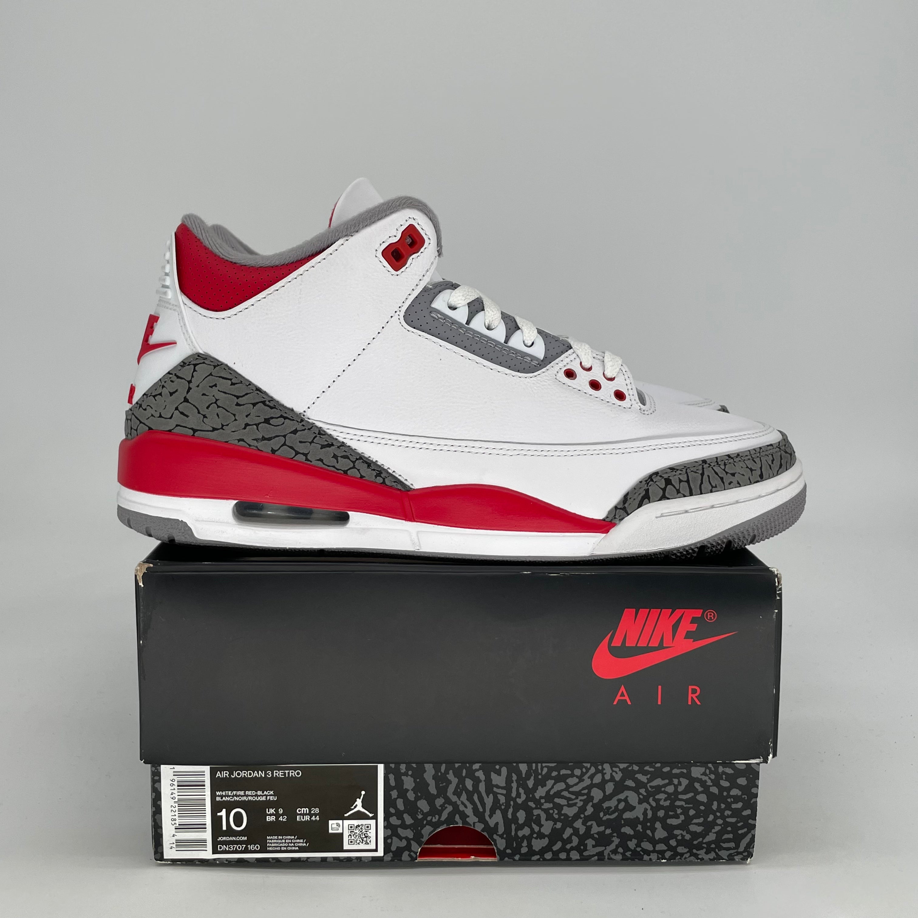 AIR JORDAN 3 FIRE RED DN3707-160 SIZE 10/11.5W