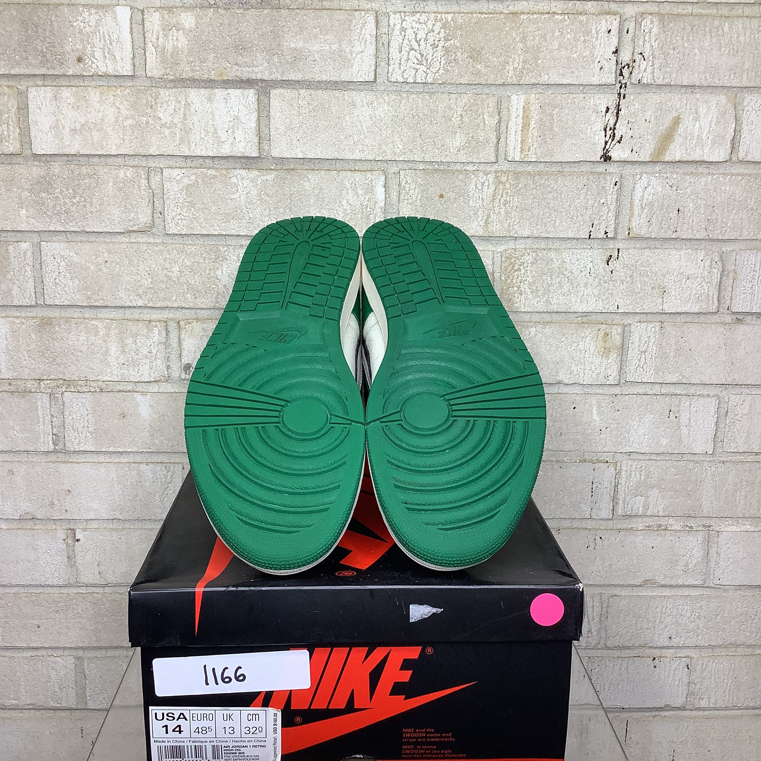 Air Jordan 1 Pine Green Size 14/15.5W 555088-302
