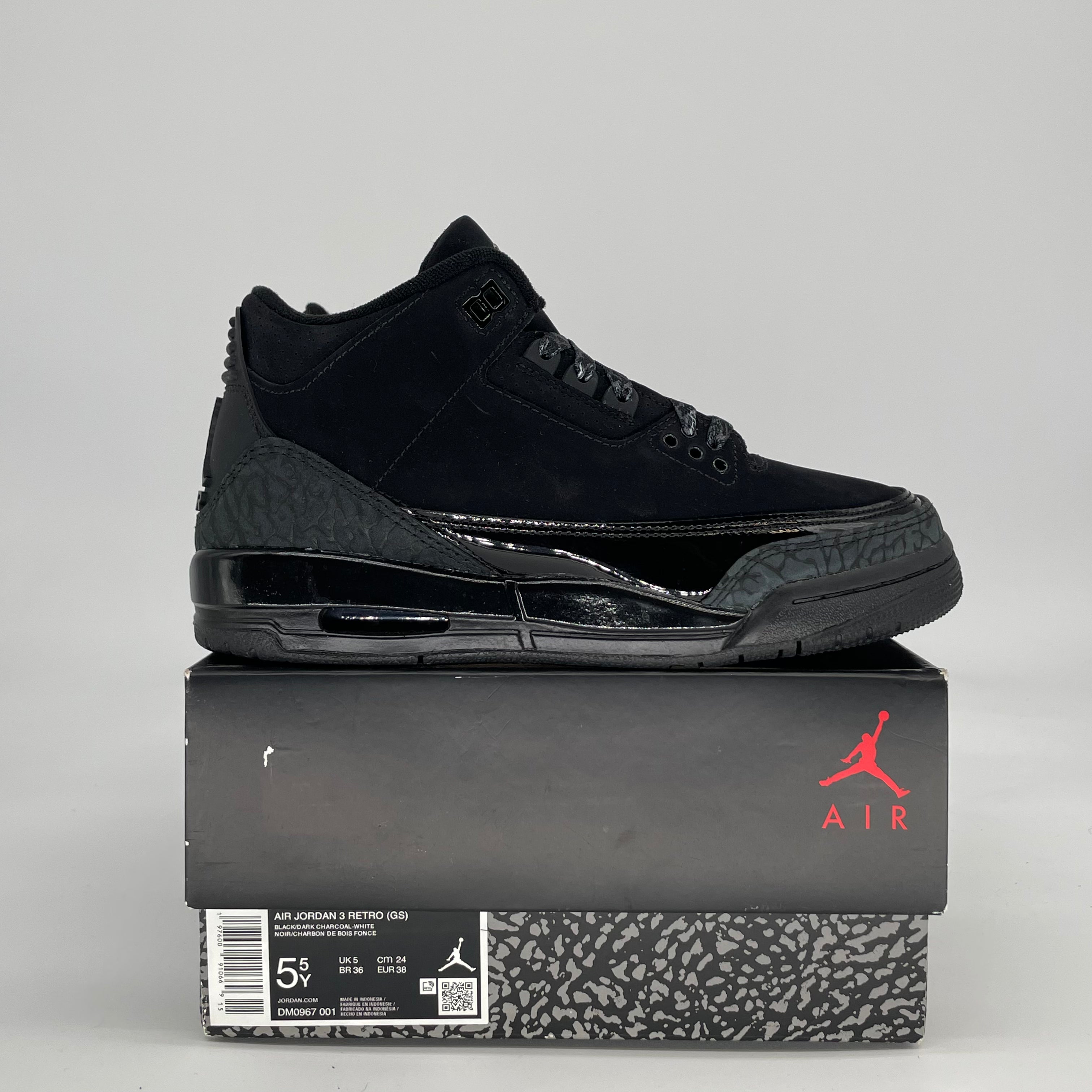 AIR JORDAN 3 BLACK CAT DM0967-001 SIZE 5.5/7W