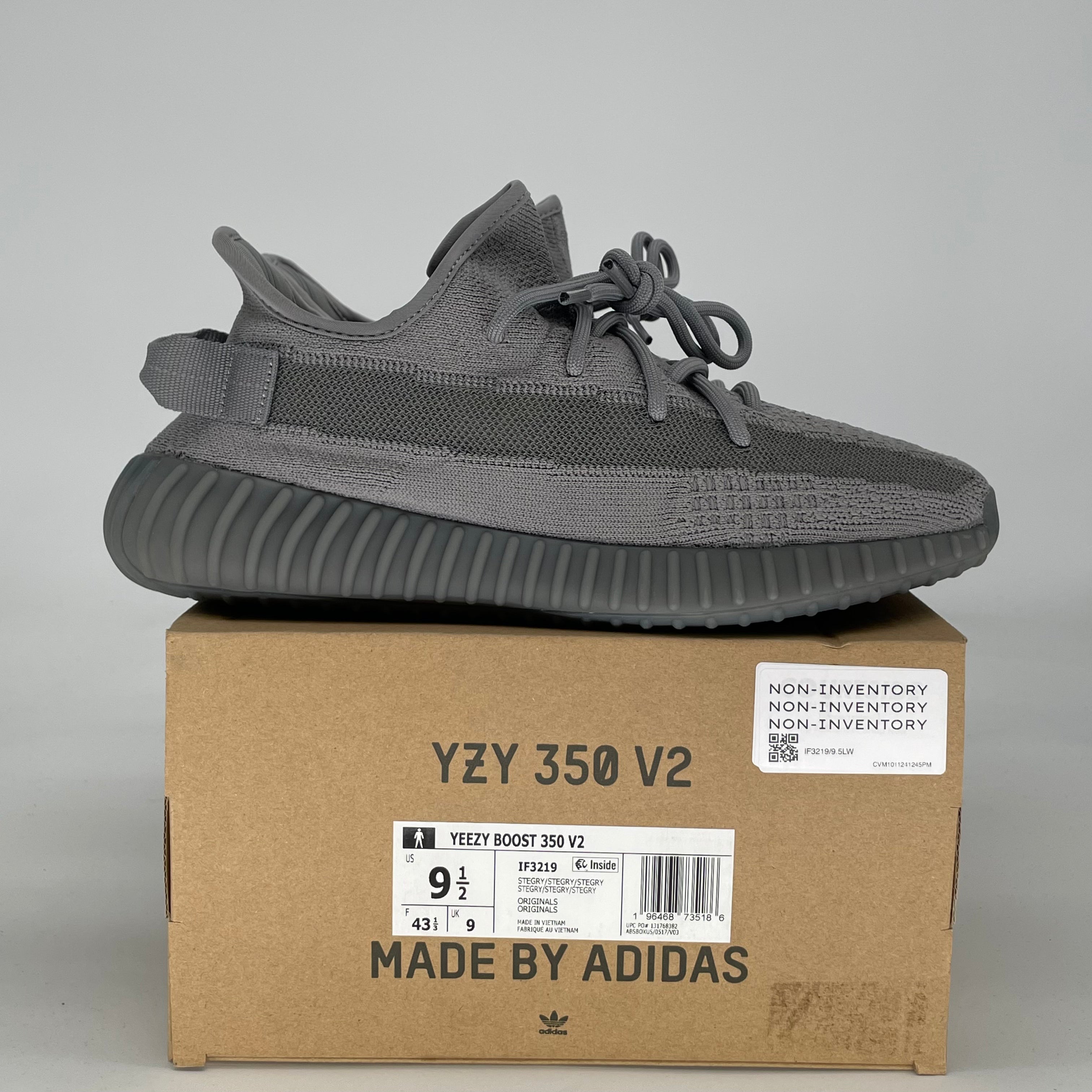 ADIDAS YEEZY 350 V2 STEEL GREY IF3219 SIZE 9.5/11W