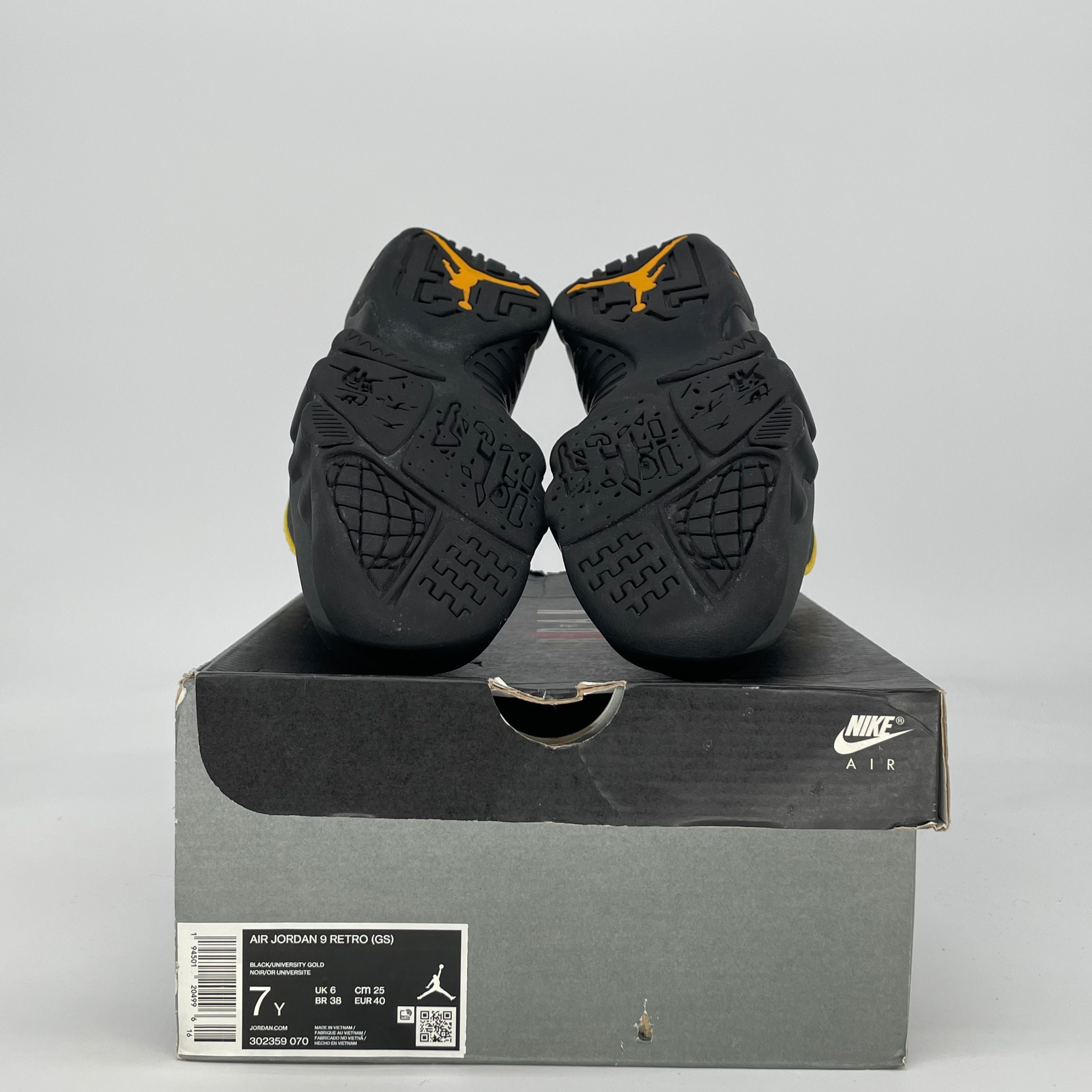 AIR JORDAN 9 DARK CHARCOAL UNIVERSITY GOLD 302359-070 SIZE 7/8.5W