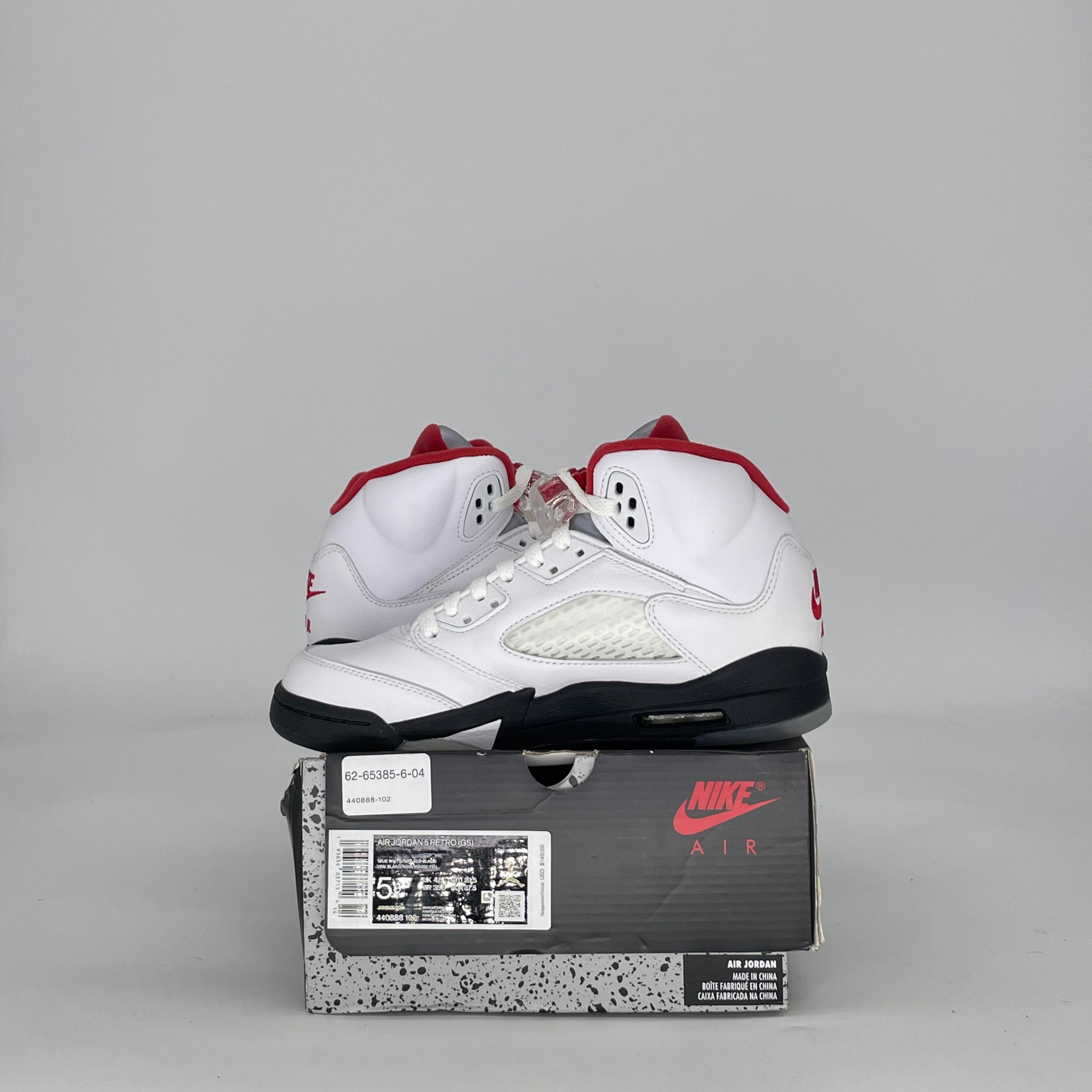 AIR JORDAN 5 FIRE RED SILVER TONGUE (2020) 440888-102 SIZE 5/6.5W GS