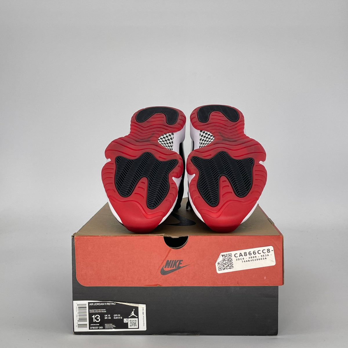 Jordan 11 Retro Playoffs Bred (2019)