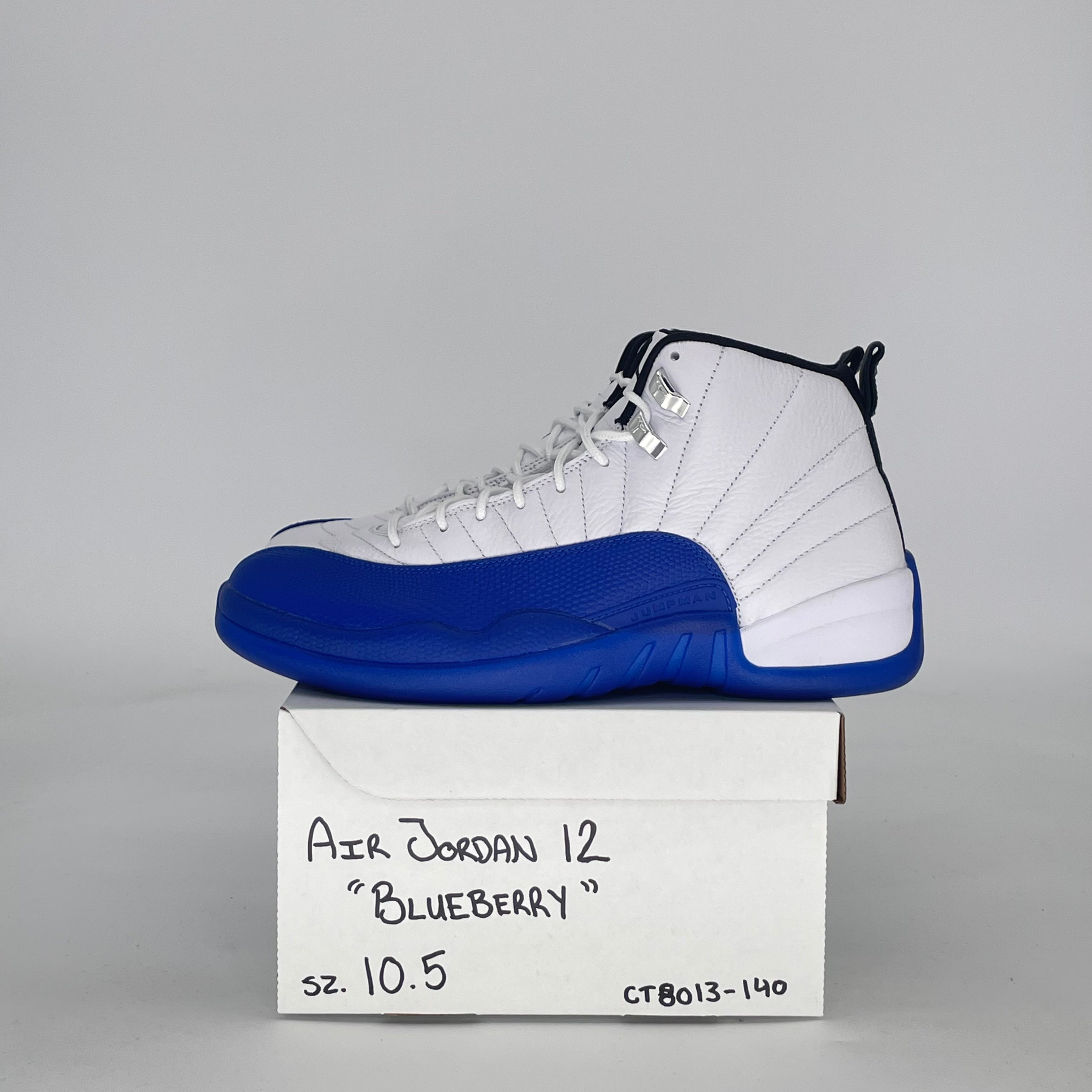 AIR JORDAN 12 BLUEBERRY CT8013-140 SIZE 10.5/12W