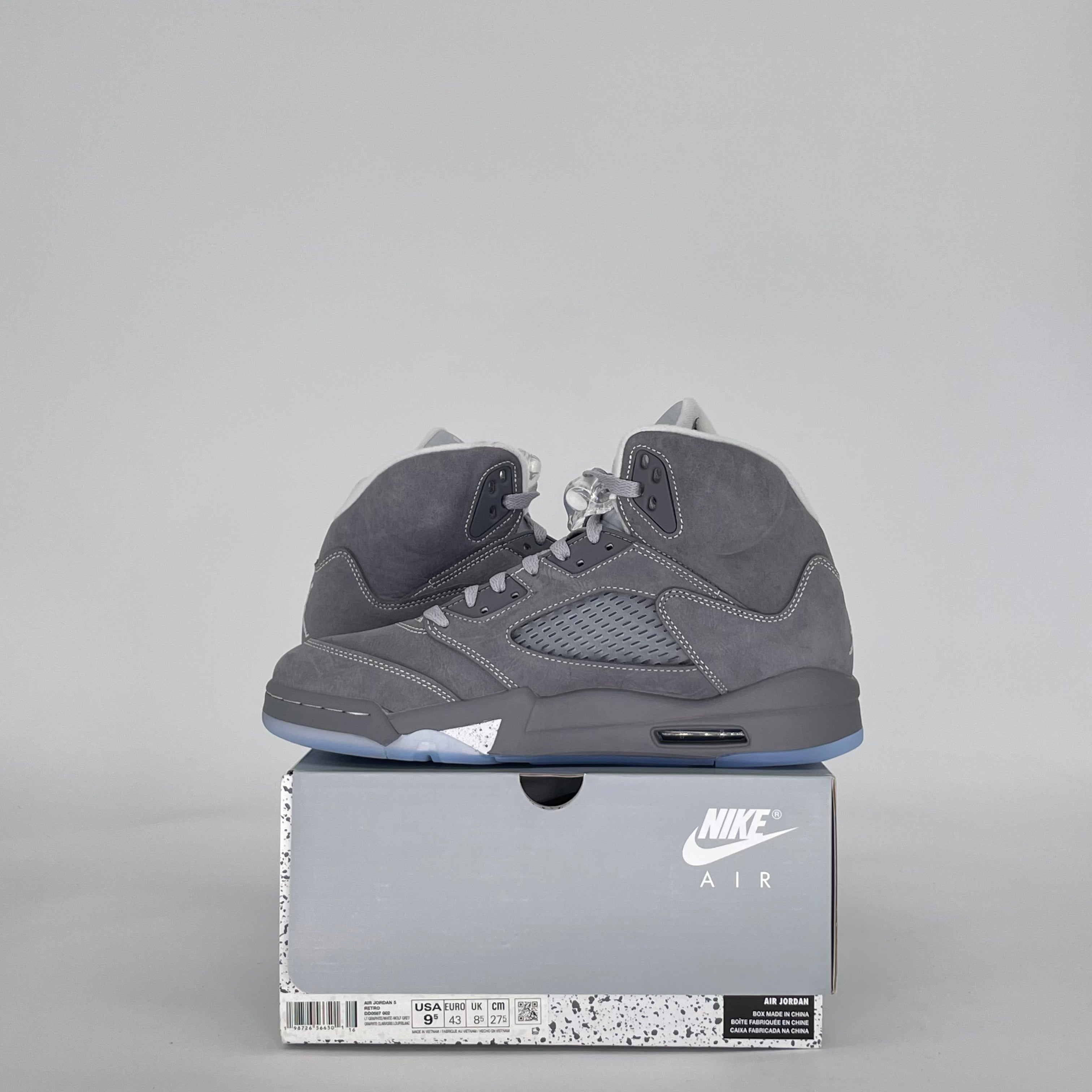 AIR JORDAN 5 WOLF GREY DD0587-002 SIZE 9.5/11W