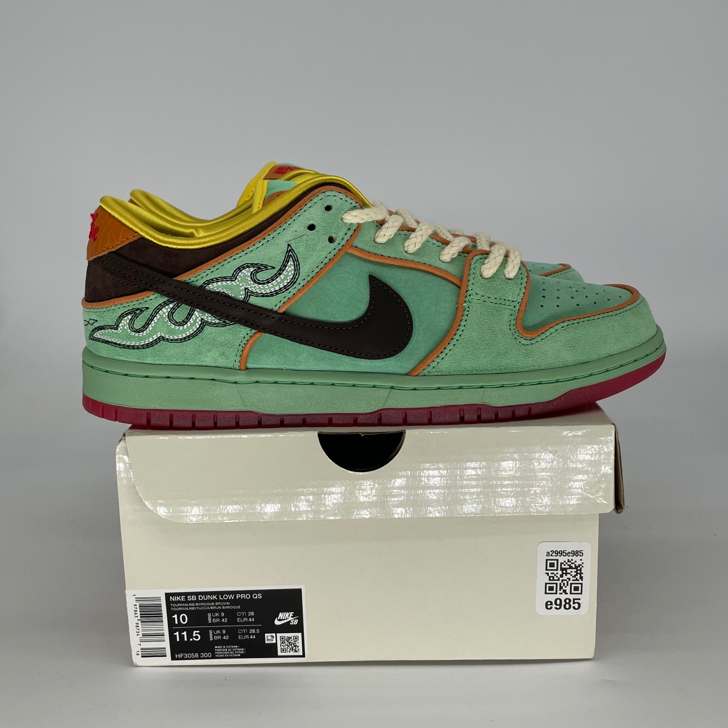 NIKE SB DUNK LOW RODEO TOURMALINE HF3058-300 SIZE 10/11.5W