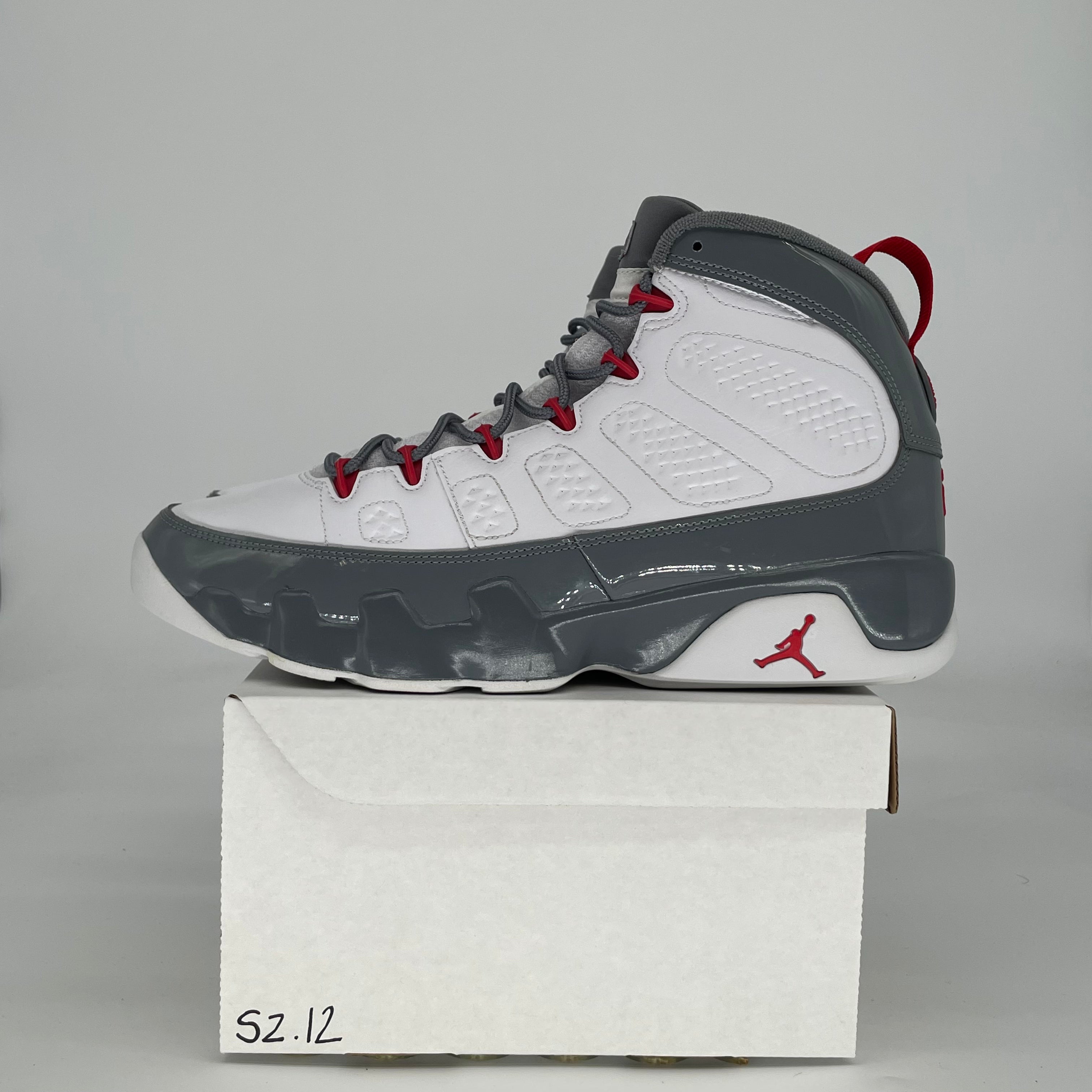 AIR JORDAN 9 FIRE RED CT8019-162 SIZE 12/13.5W