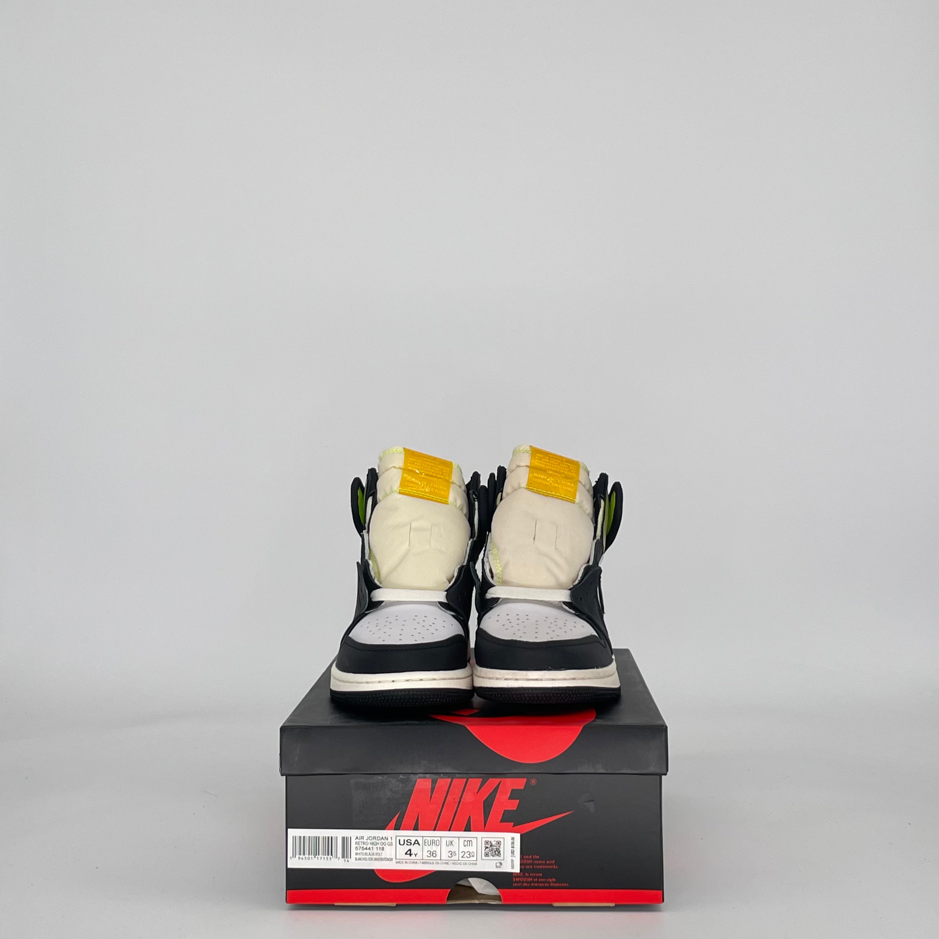 AIR JORDAN 1 WHITE BLACK VOLT UNIVERSITY GOLD 575441-118 SIZE 4/5.5W GS