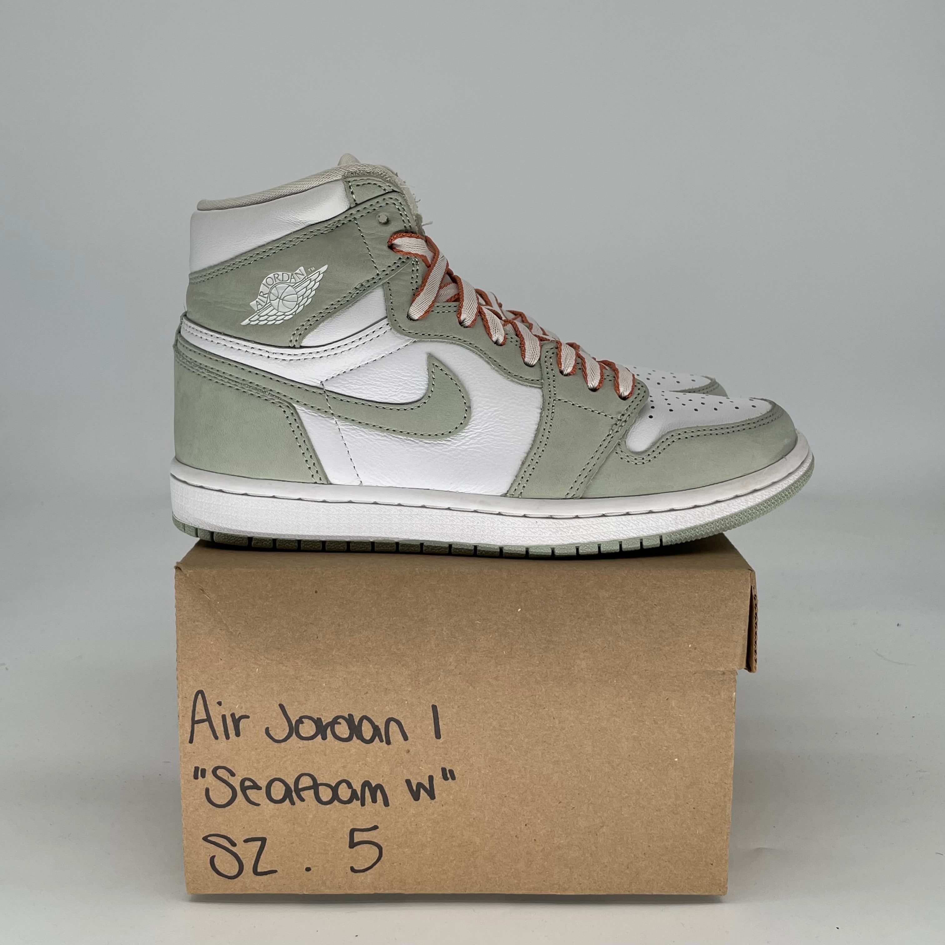 AIR JORDAN 1 SEAFOAM W CD0461-002 SIZE 5/6.5W