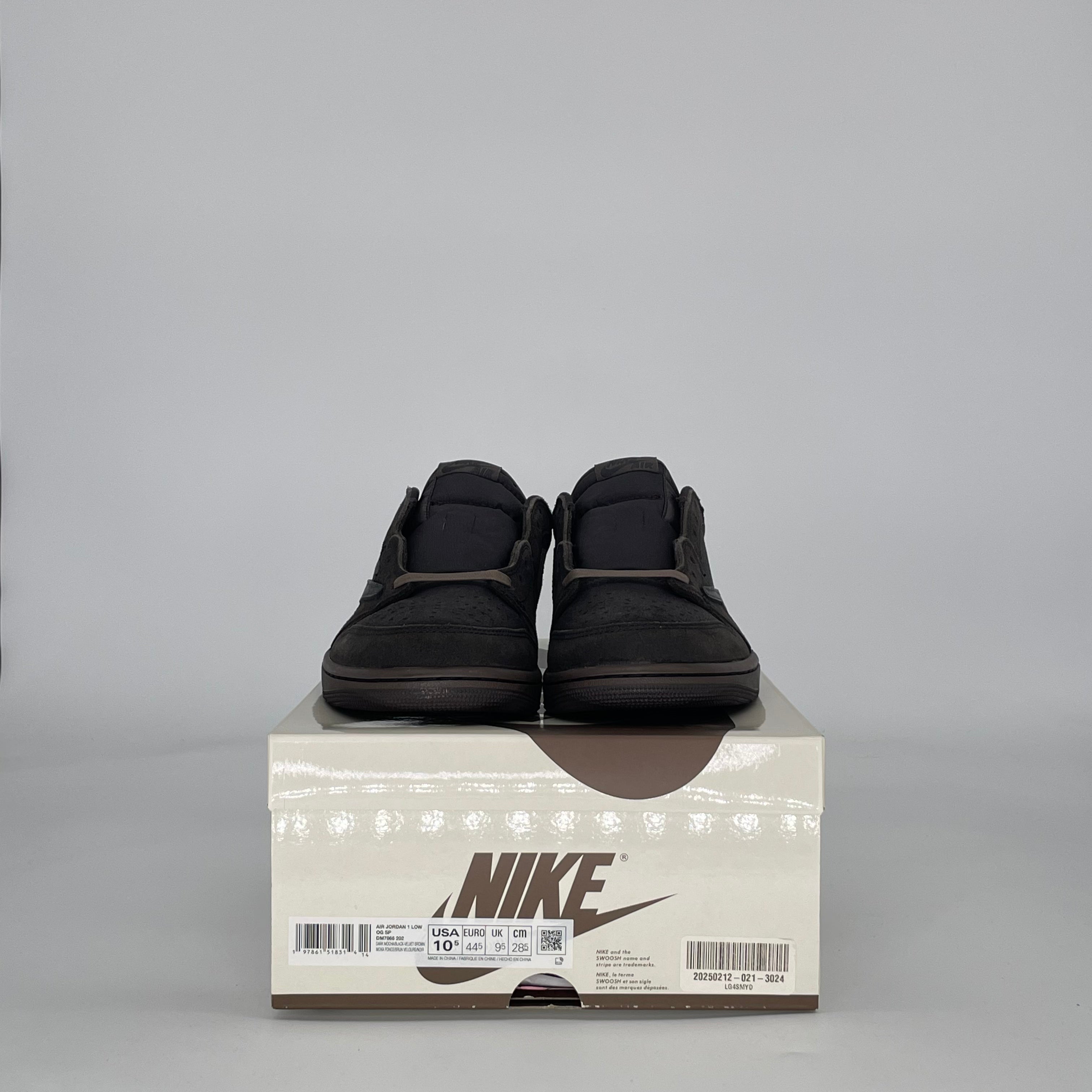 AIR JORDAN 1 LOW TRAVIS SCOTT VELVET BROWN DM7866-202 SIZE 10.5/12W