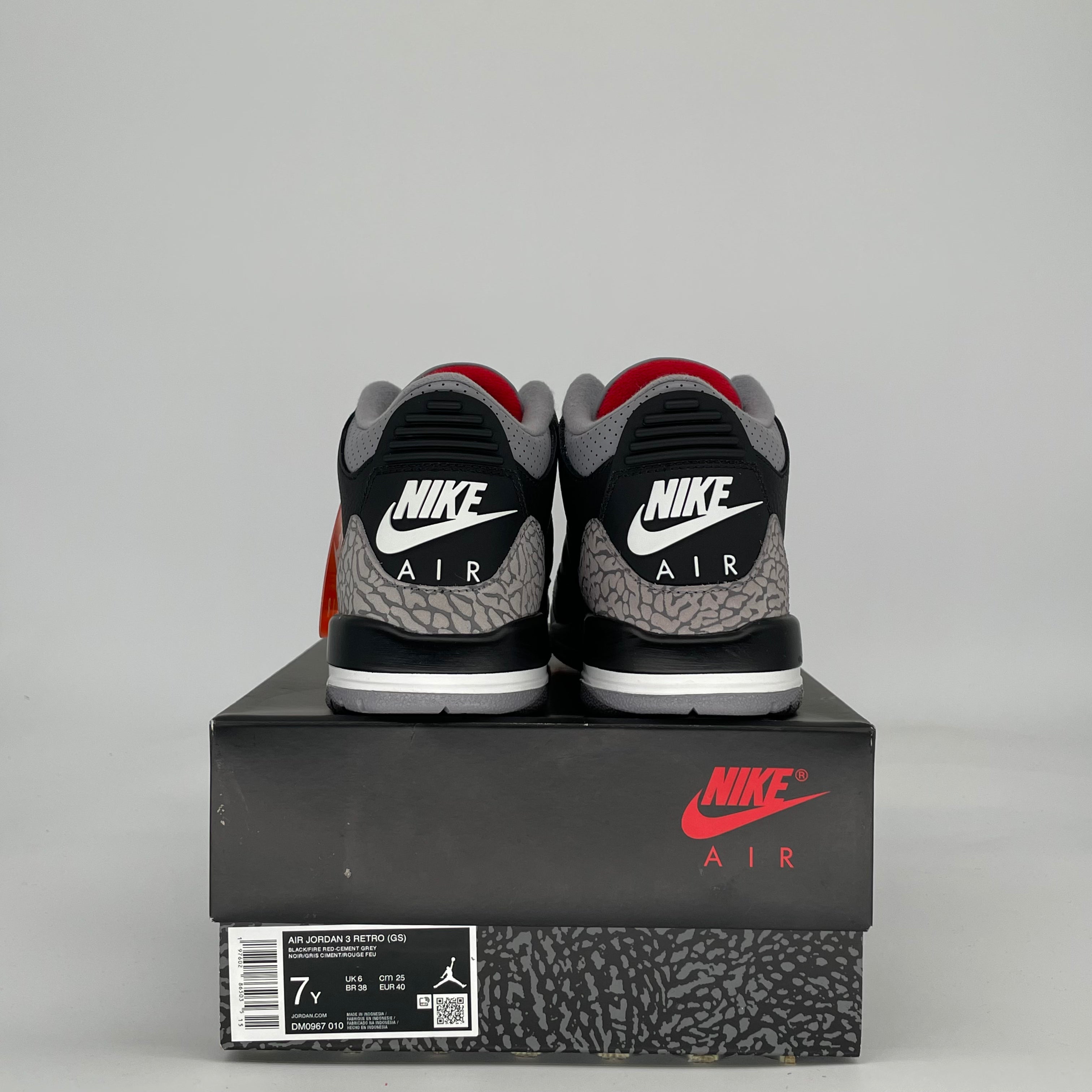 AIR JORDAN 3 BLACK CEMENT DM0967-010 SIZE 7/8.5W