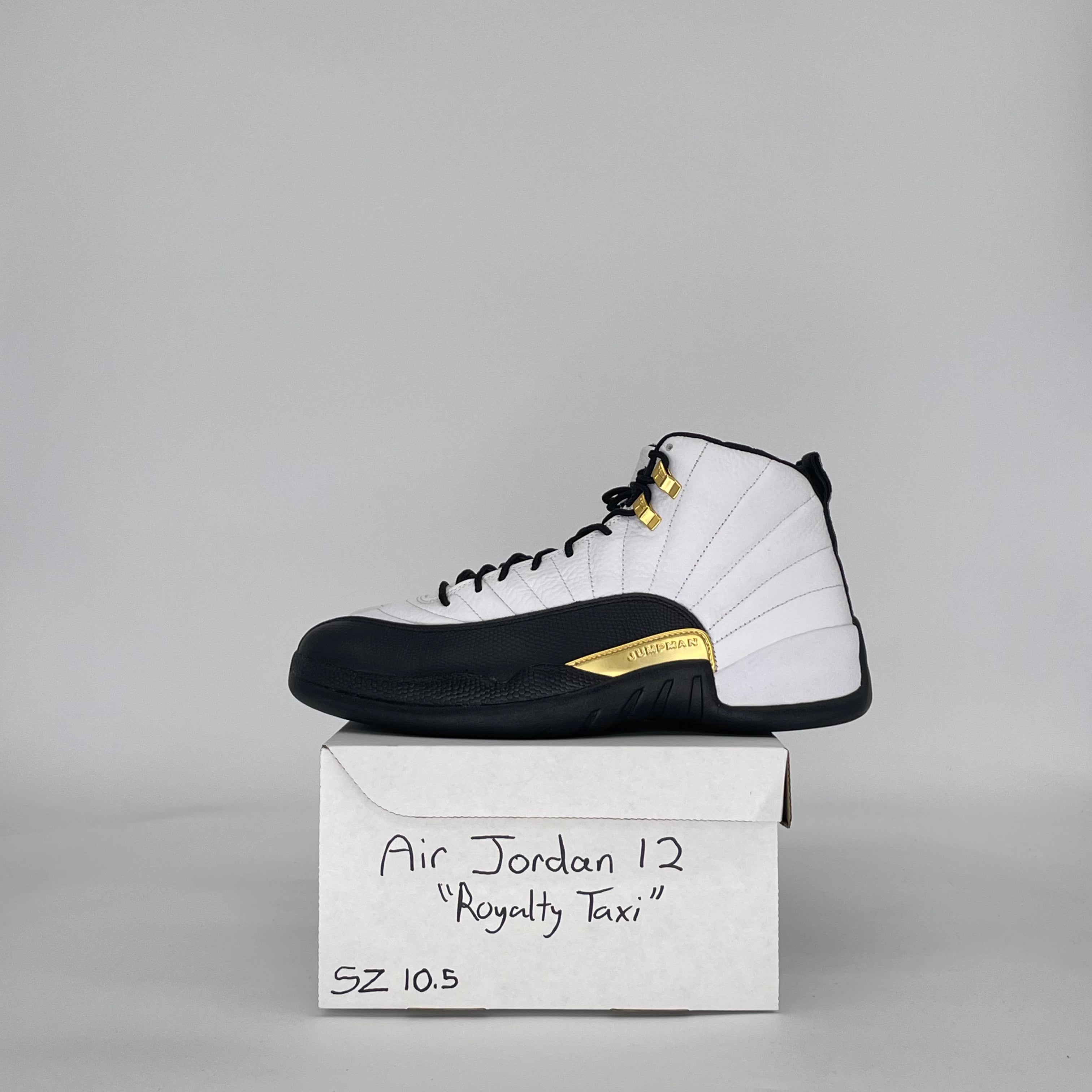 AIR JORDAN 12 ROYALTY TAXI CT8013-170 SIZE 10.5/12W