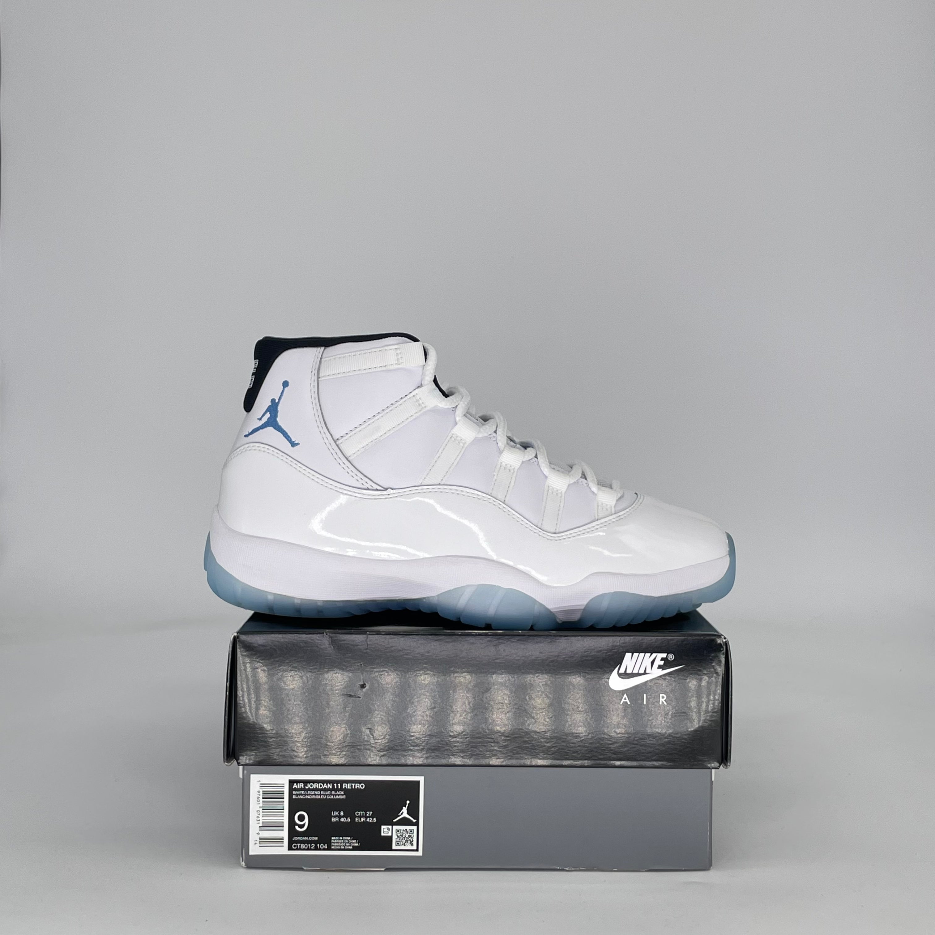 AIR JORDAN 11 LEGEND BLUE CT8012-104 SIZE 9/10.5W