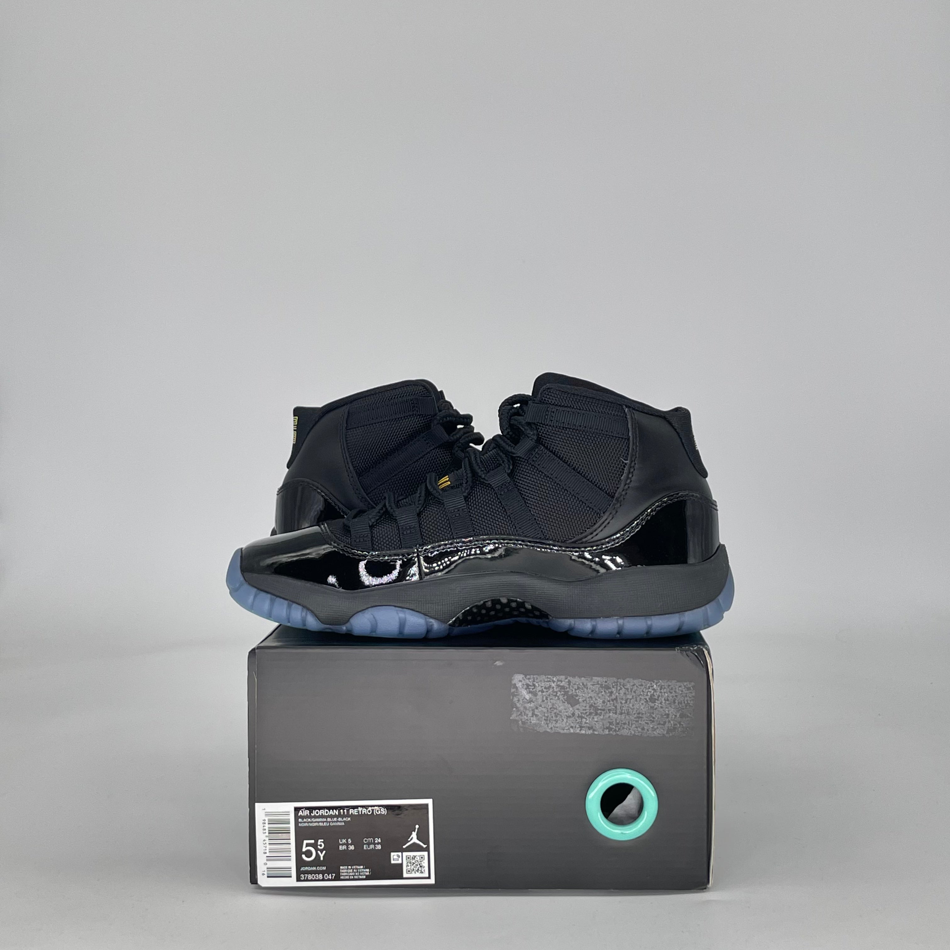 AIR JORDAN 11 GAMMA BLUE 378038-047 SIZE 5.5/7W GS