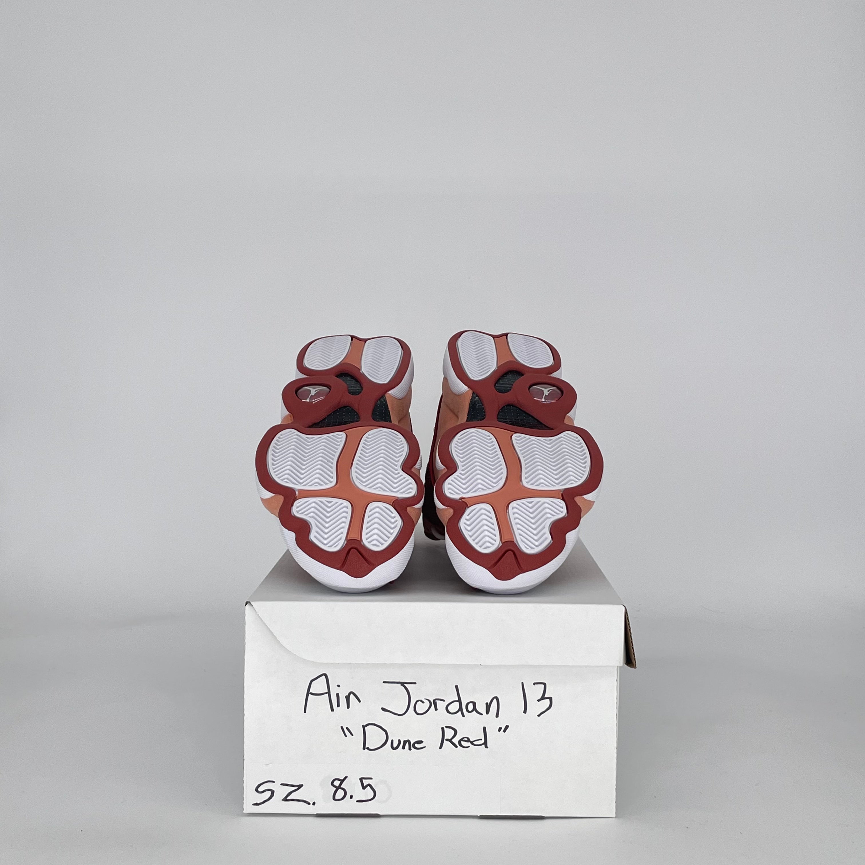 AIR JORDAN 13 DUNE RED DJ5982-601 SIZE 8.5/10W