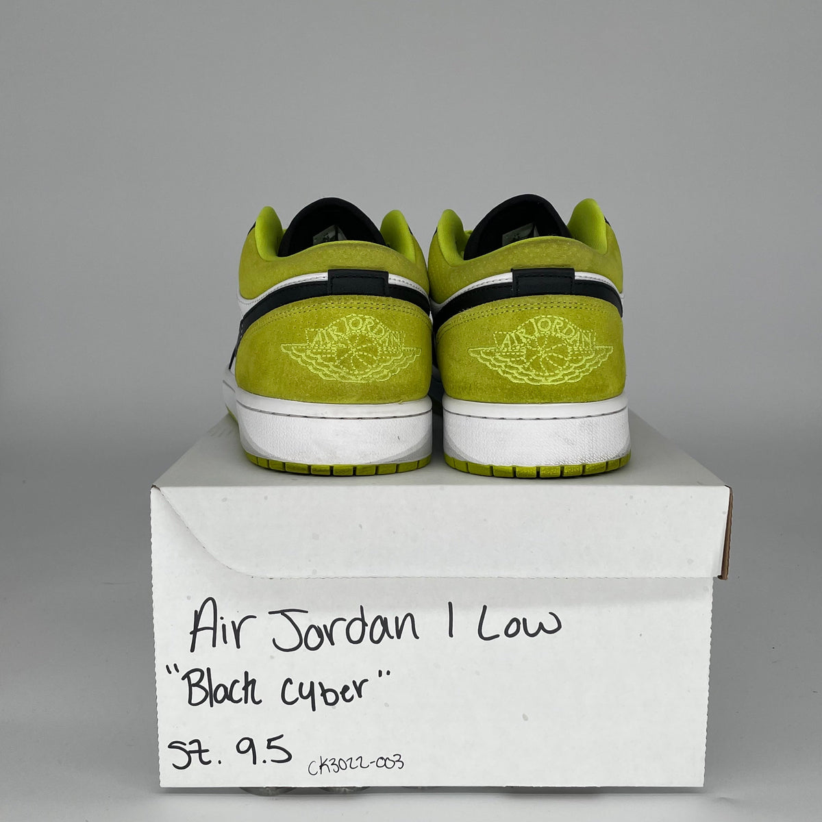 Jordan 1 Low Black Cyber