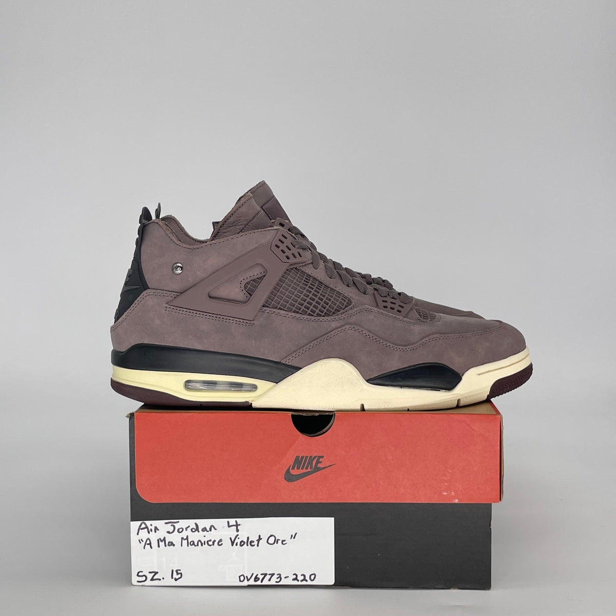 Jordan 4 Retro SP A Ma Maniére Violet Ore