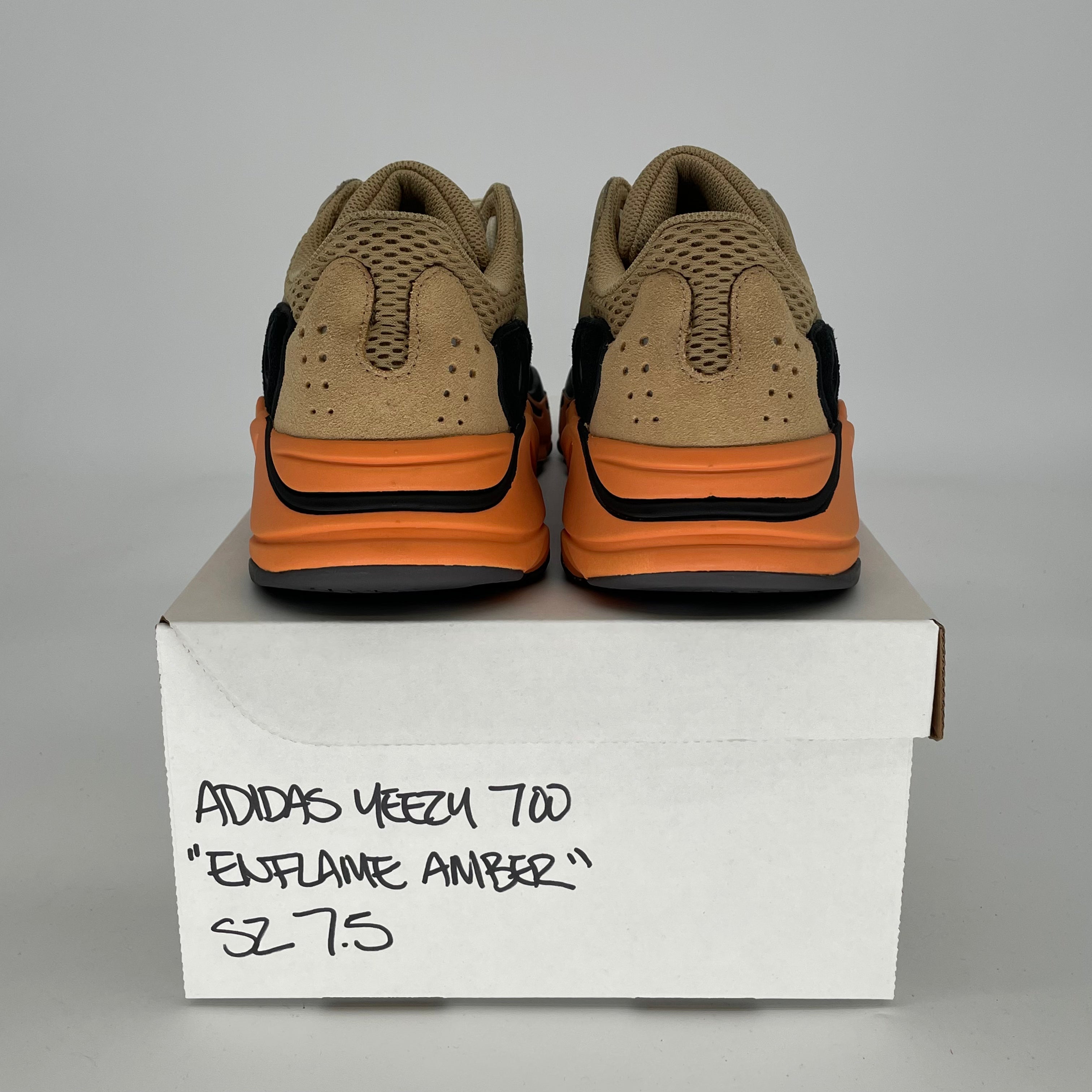 ADIDAS YEEZY 700 ENFLAME AMBER GW0297 SIZE 7.5/9W