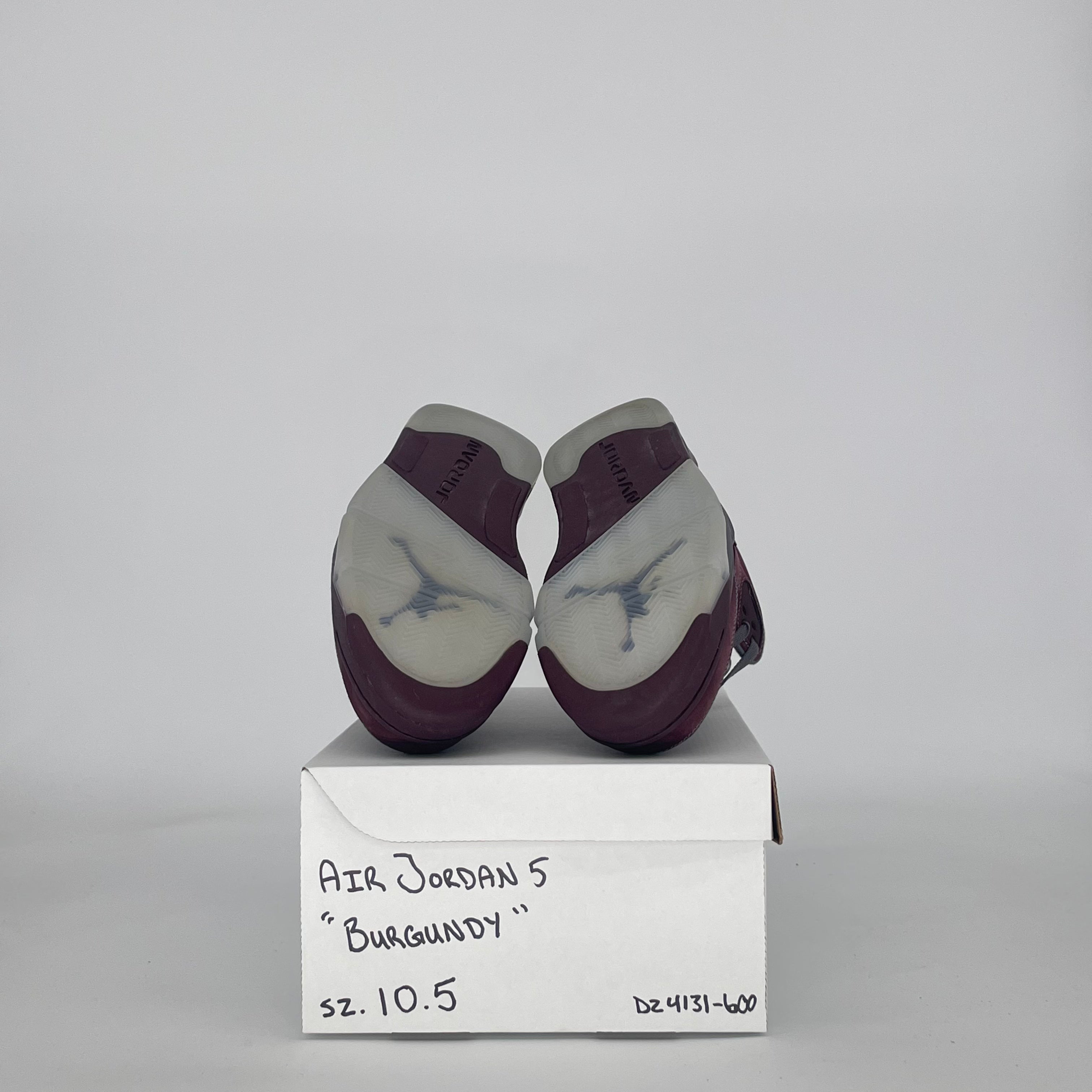 AIR JORDAN 5 BURGUNDY DZ4131-600 SIZE 10.5/12W