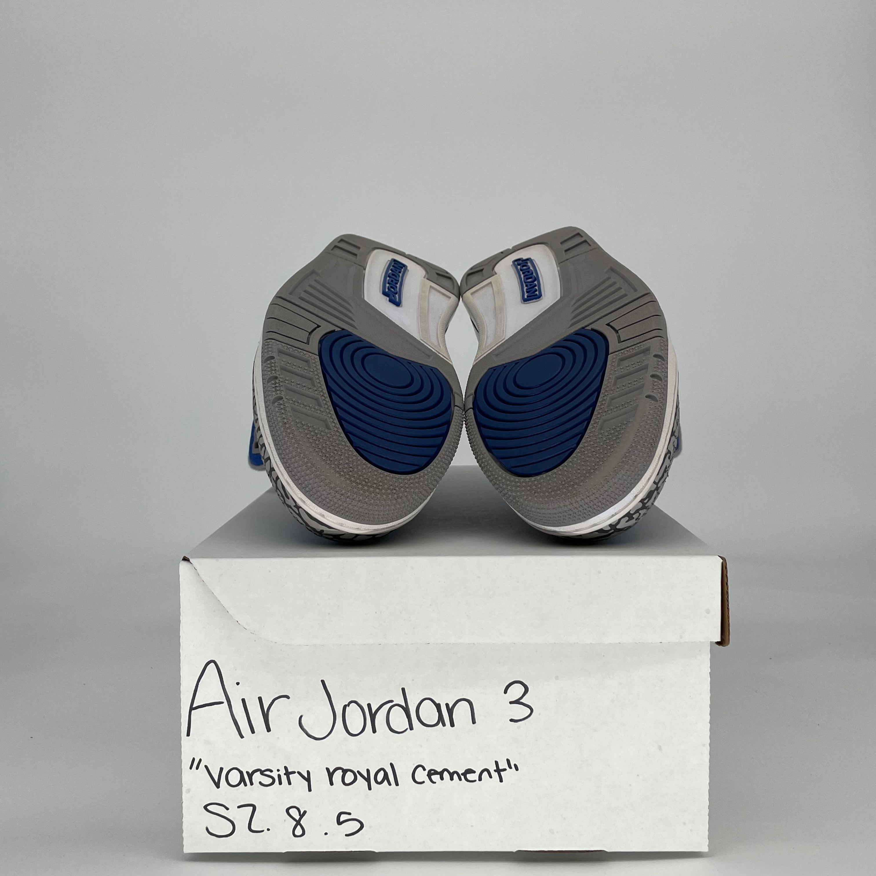 AIR JORDAN 3 VARSITY ROYAL CEMENT CT8532-400 SIZE 8.5/10W