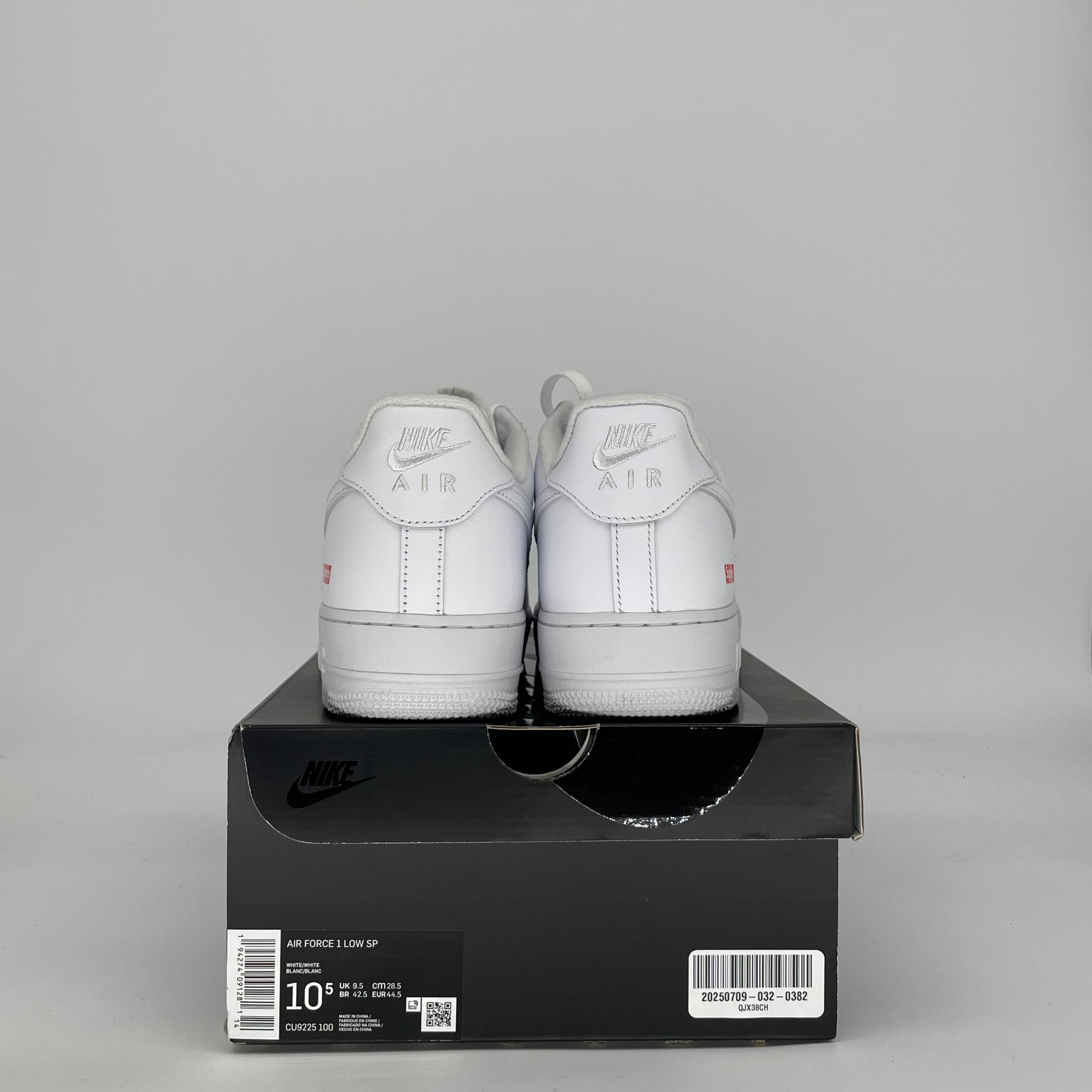 NIKE AIR FORCE 1 LOW SUPREME WHITE CU9225-100 SIZE 10.5/12W