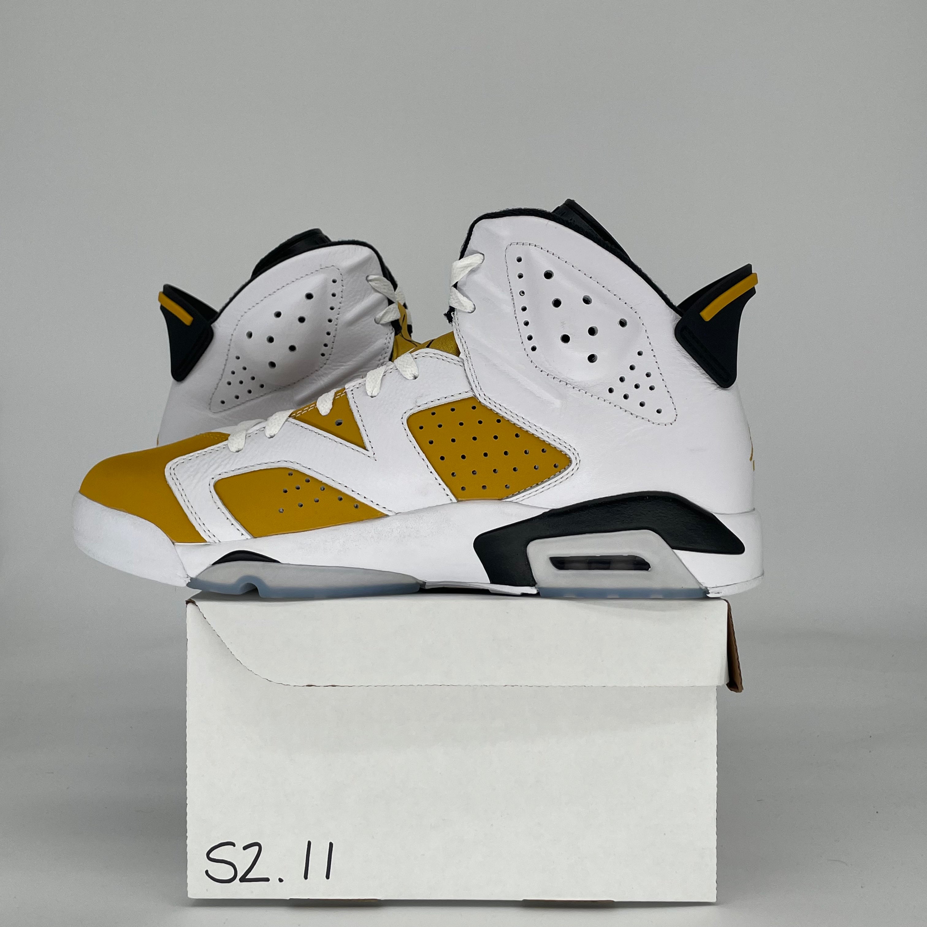 AIR JORDAN 6 YELLOW OCHRE CT8529-170 SIZE 11/12.5W