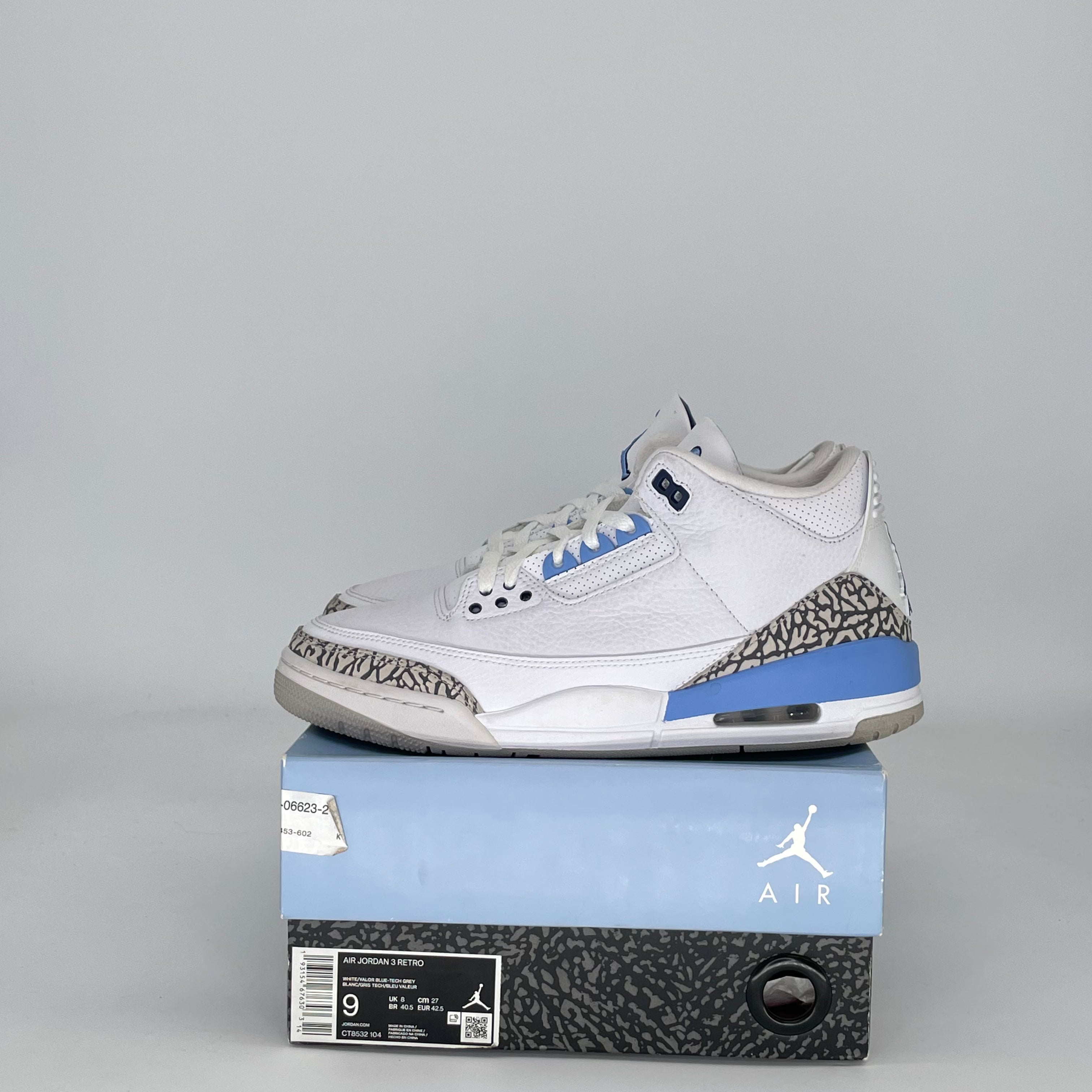 AIR JORDAN 3 UNC CT8532-104 SIZE 9/10.5W
