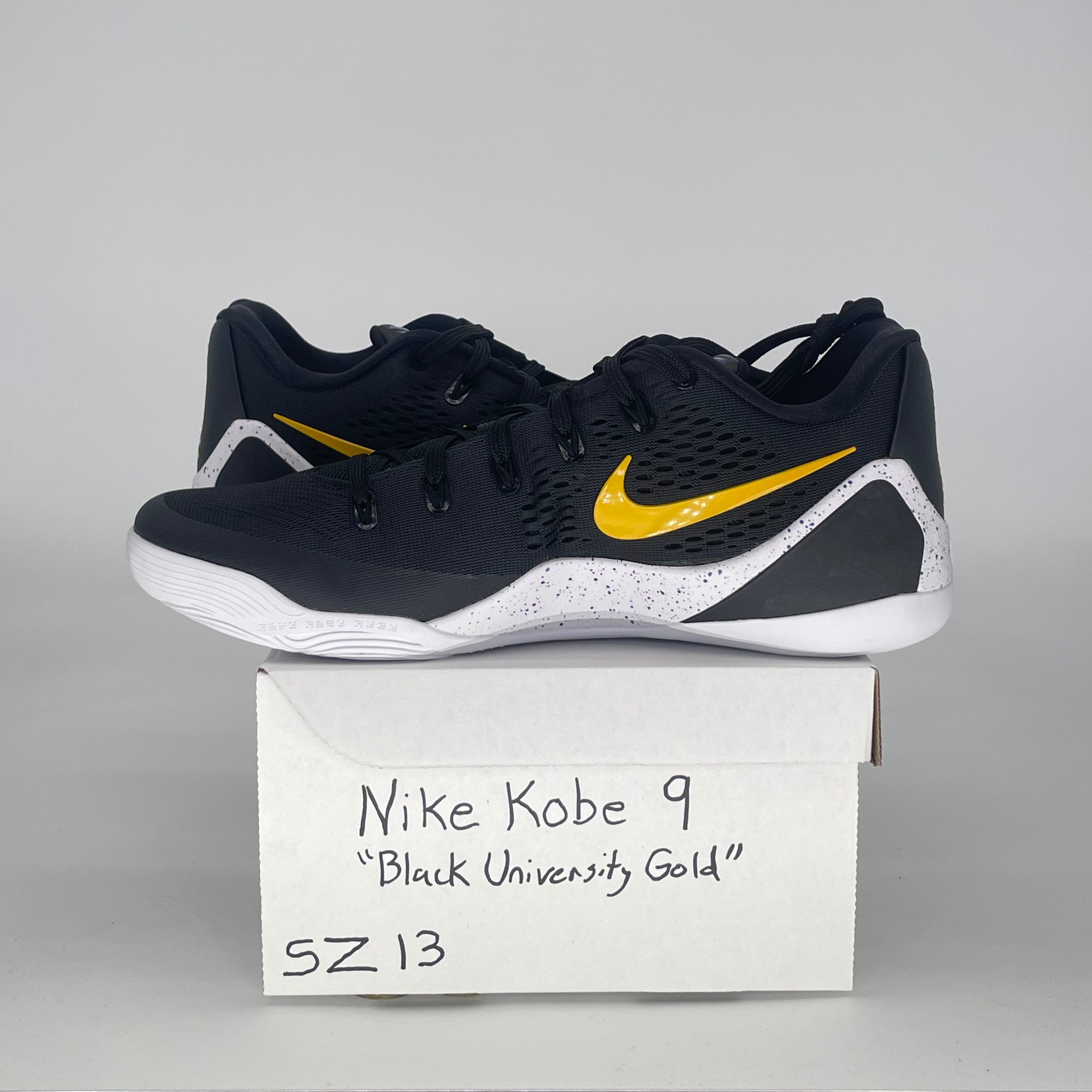 NIKE KOBE 9 EM LOW PROTRO BLACK UNIVERSITY GOLD IH1401-002 SIZE 13/14.5W