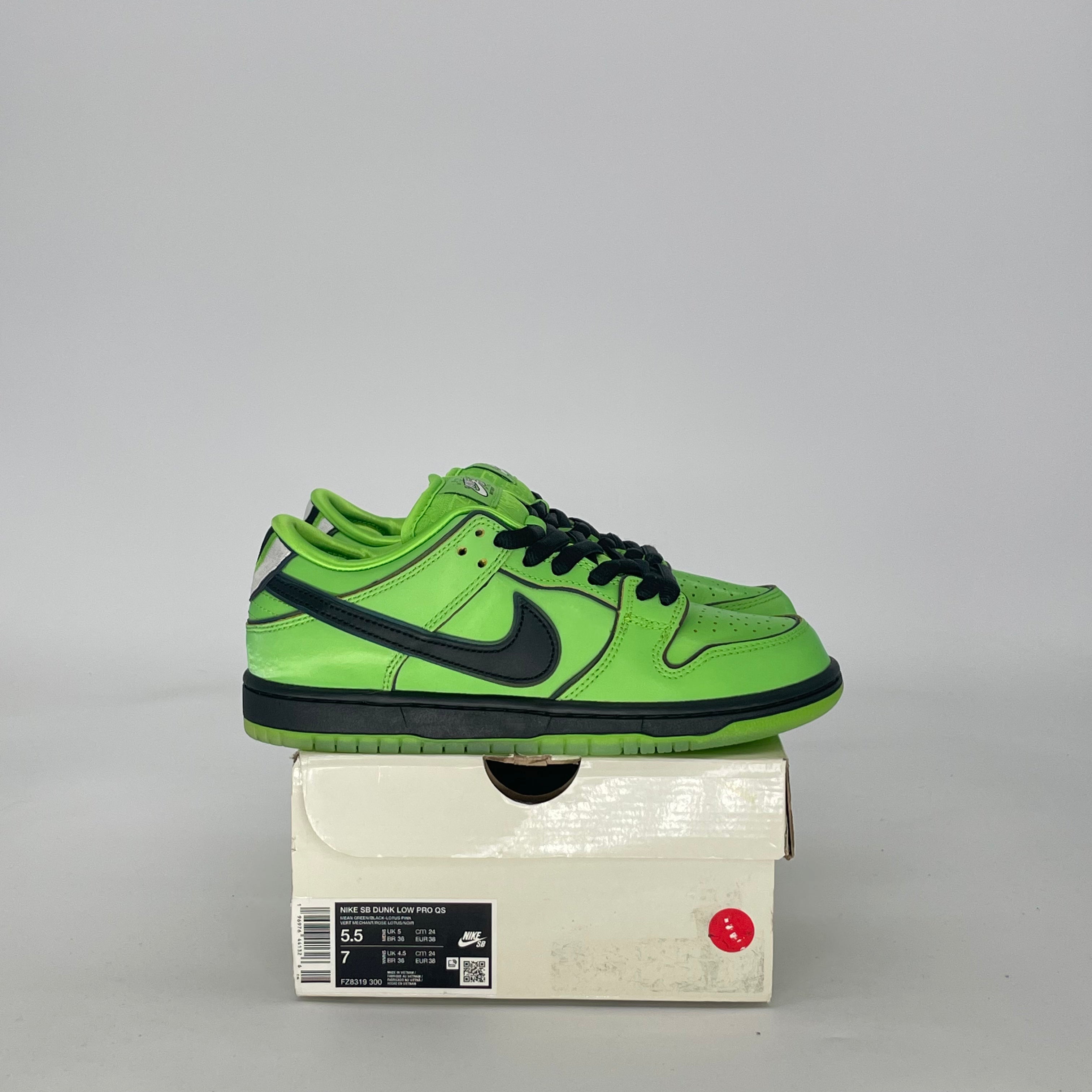 NIKE SB DUNK LOW THE POWERPUFF GIRLS BUTTERCUP FZ8319-300 SIZE 7/8.5W GS