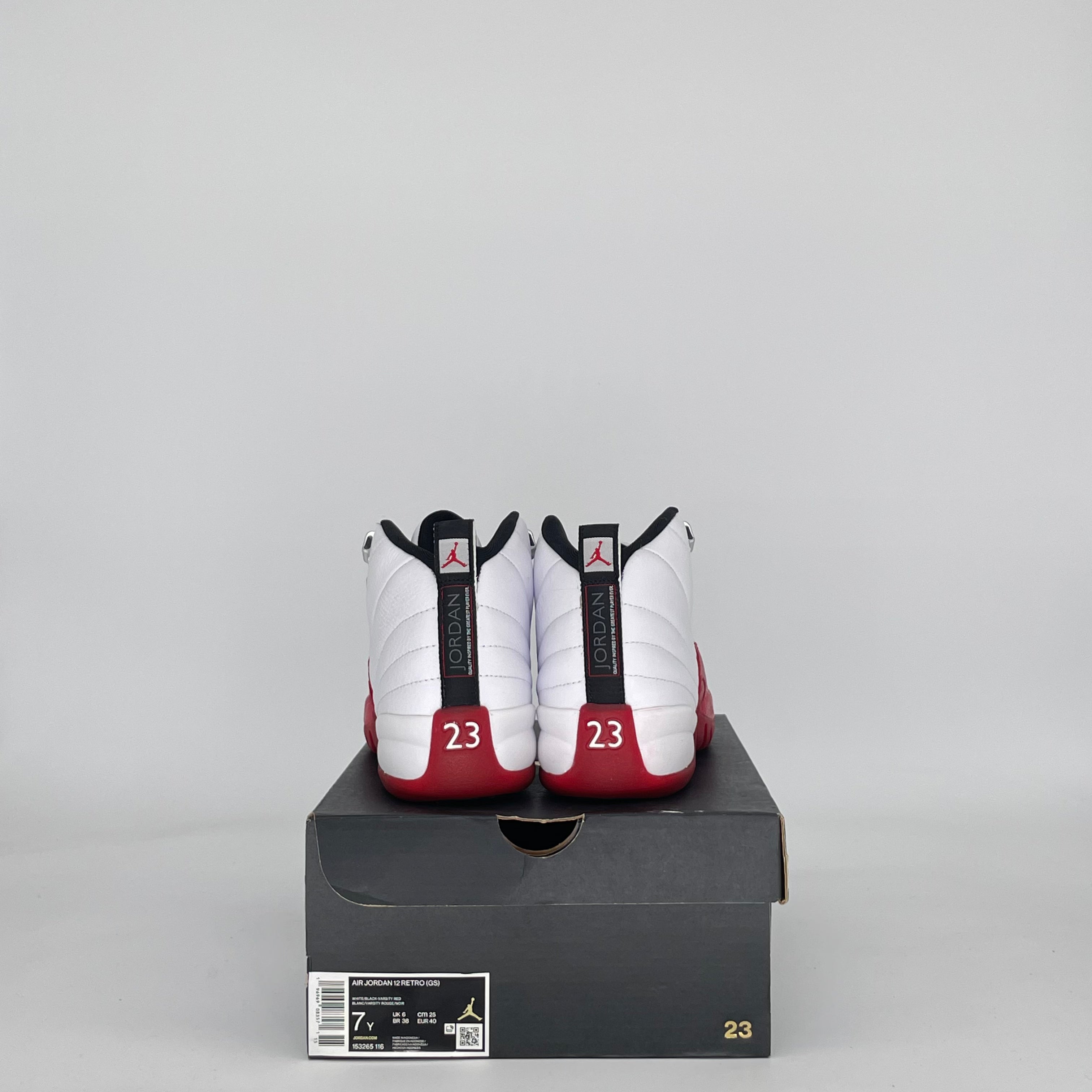 AIR JORDAN 12 CHERRY 153265-116 SIZE 7/8.5W GS
