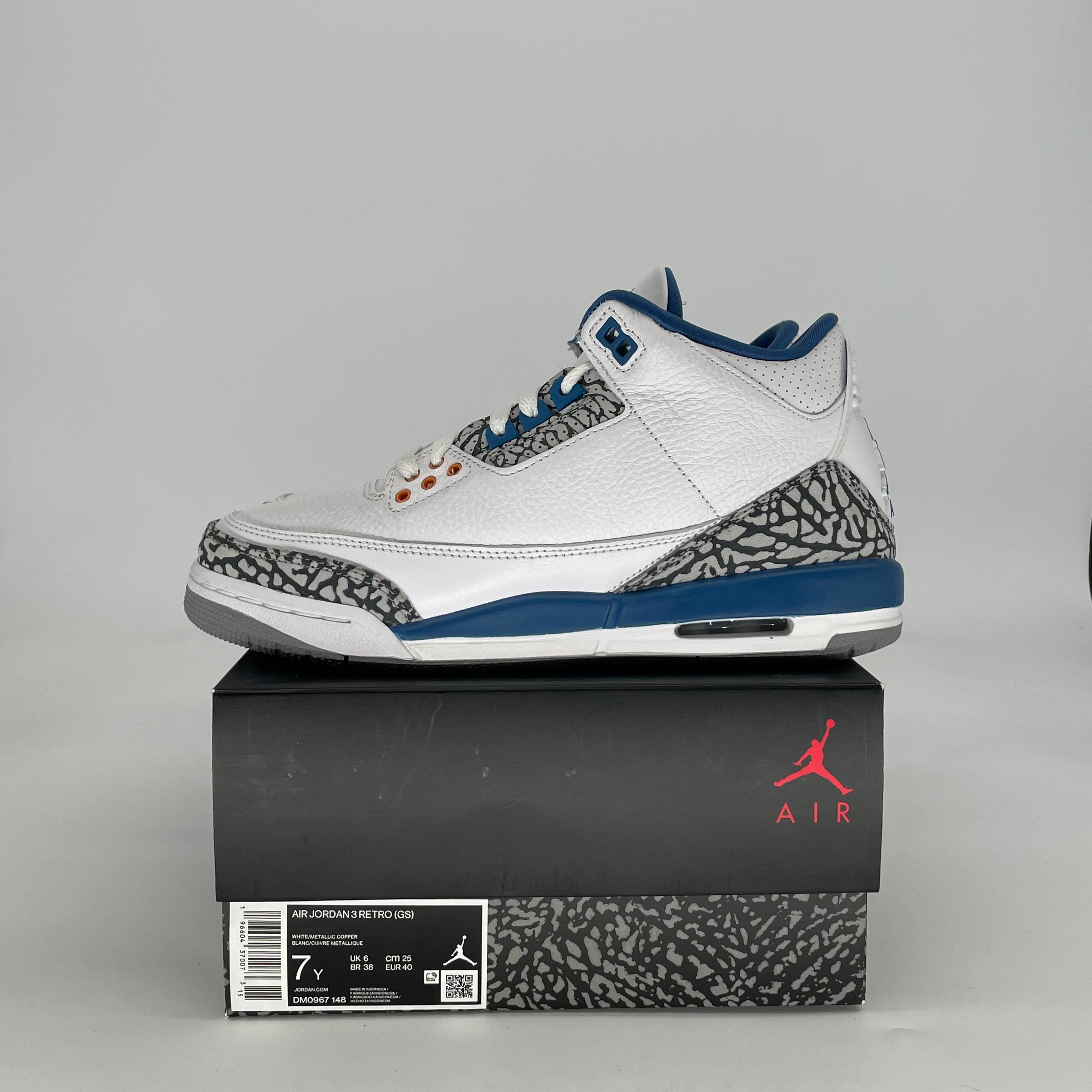 AIR JORDAN 3 WIZARDS DM0967-148 SIZE 7/8.5W