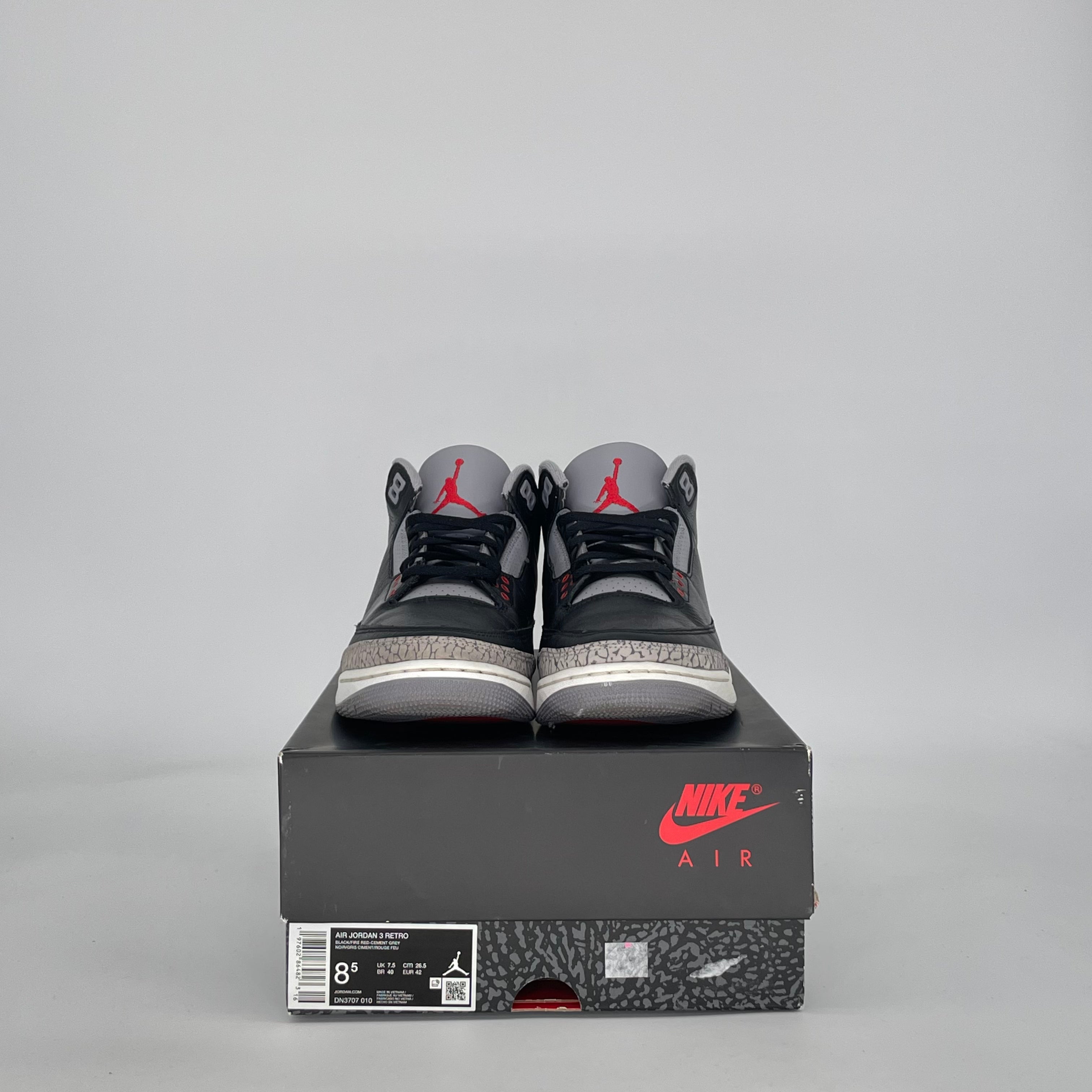 AIR JORDAN 3 BLACK CEMENT DN3707-010 SIZE 8.5/10W