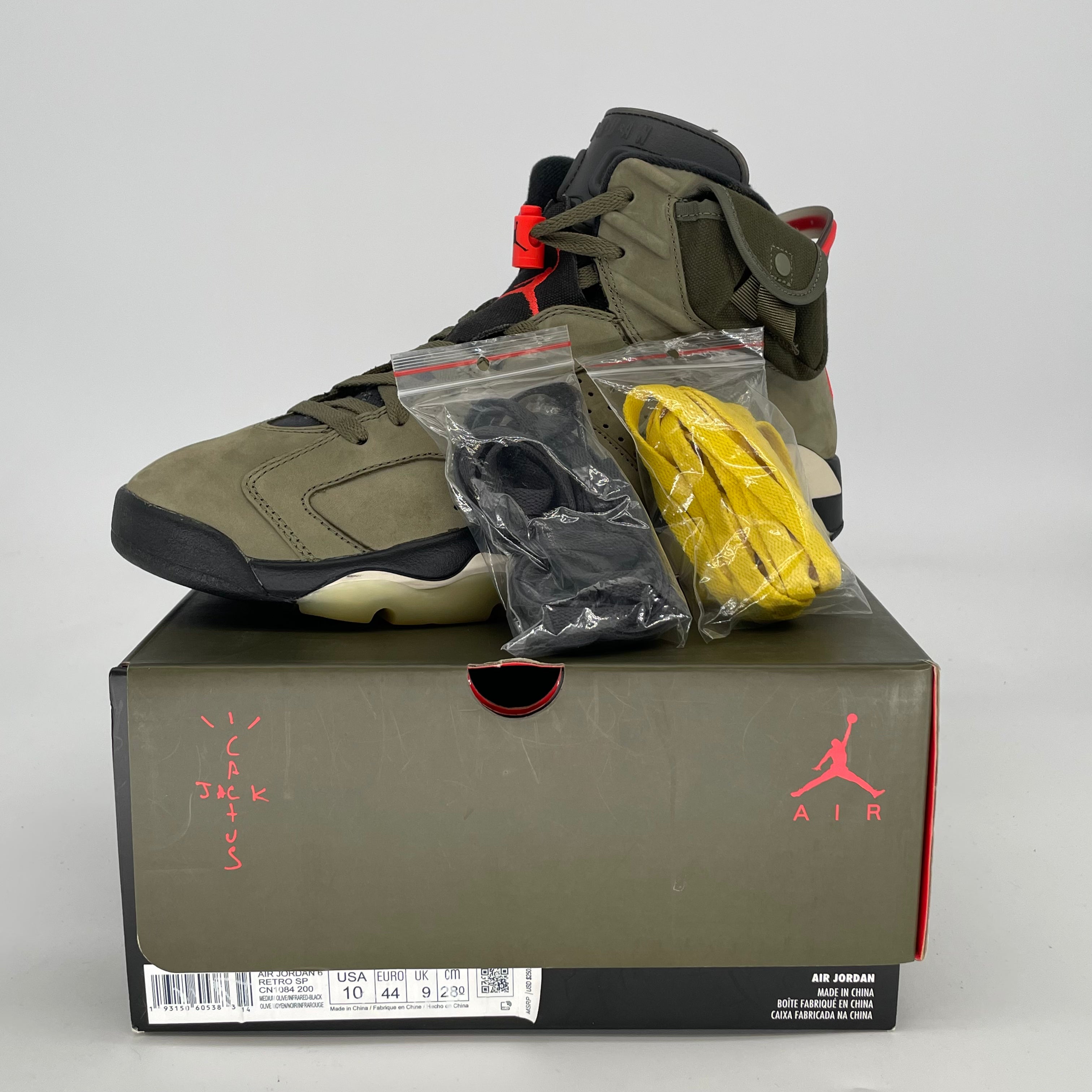 AIR JORDAN 6 TRAVIS SCOTT CN1084-200 SIZE 10/11.5W