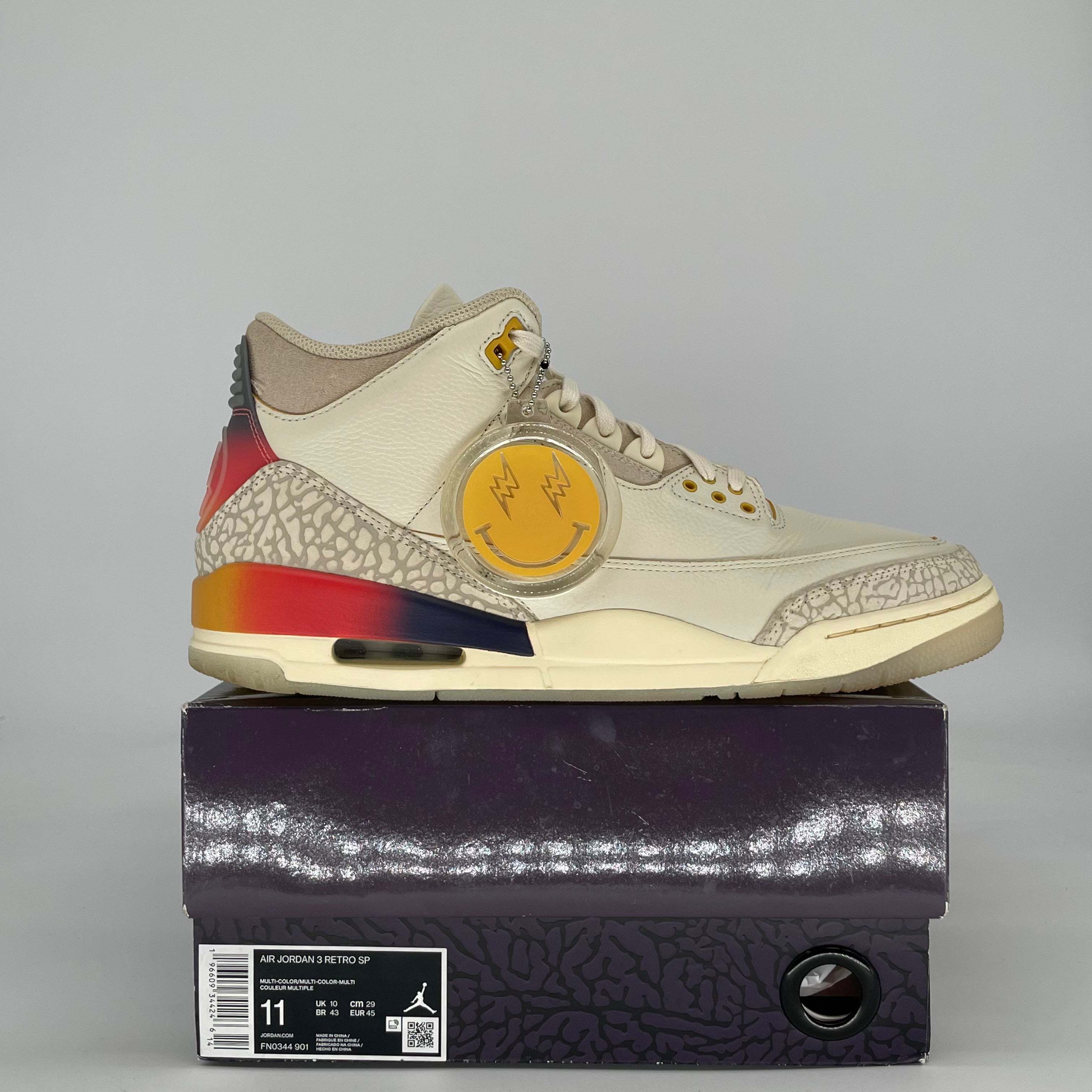 AIR JORDAN 3 J BALVIN MEDELLIN SUNSET FN0344-901 SIZE 11/12.5W