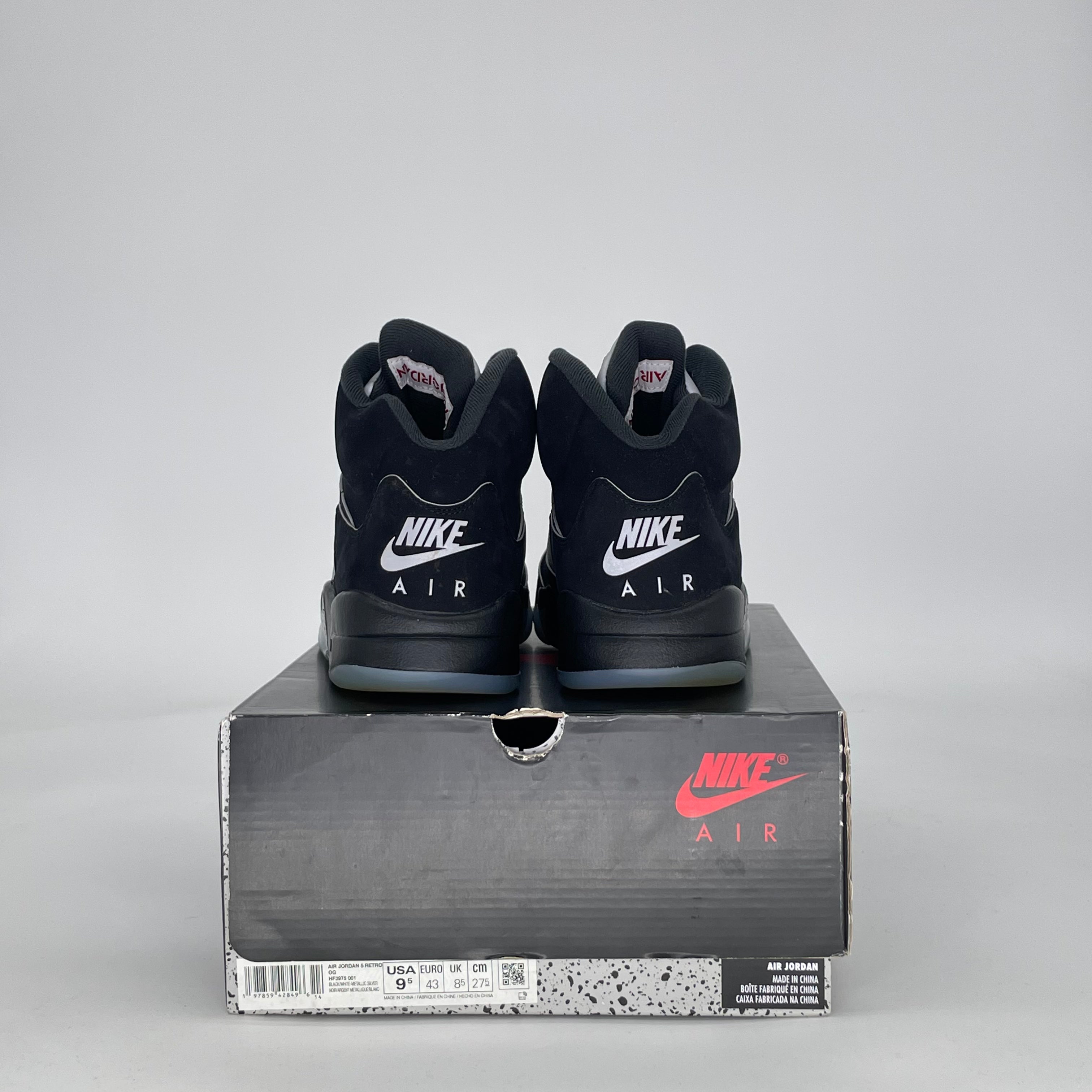 AIR JORDAN 5 BLACK METALLIC REIMAGINED HF3975-001 SIZE 9.5/11W