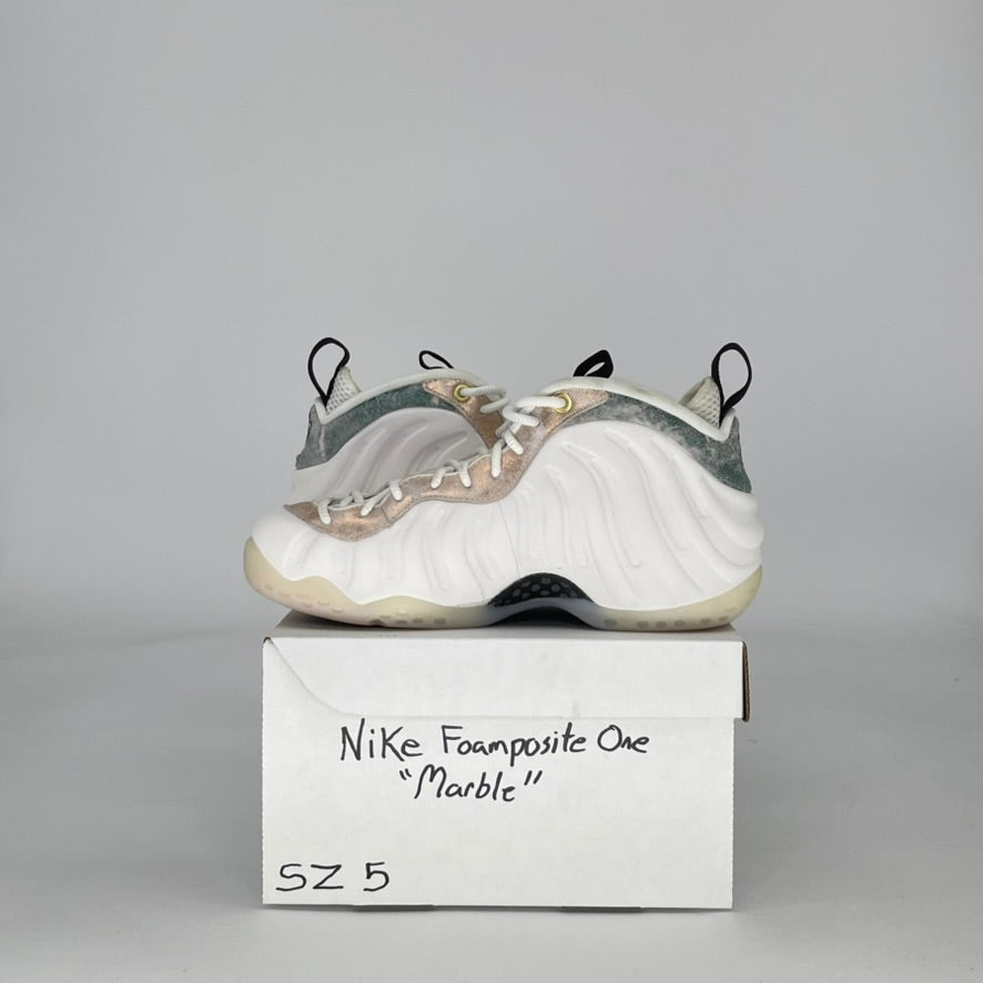 NIKE AIR FOAMPOSITE ONE MARBLE AA3963-101 SIZE 5/6.5W GS
