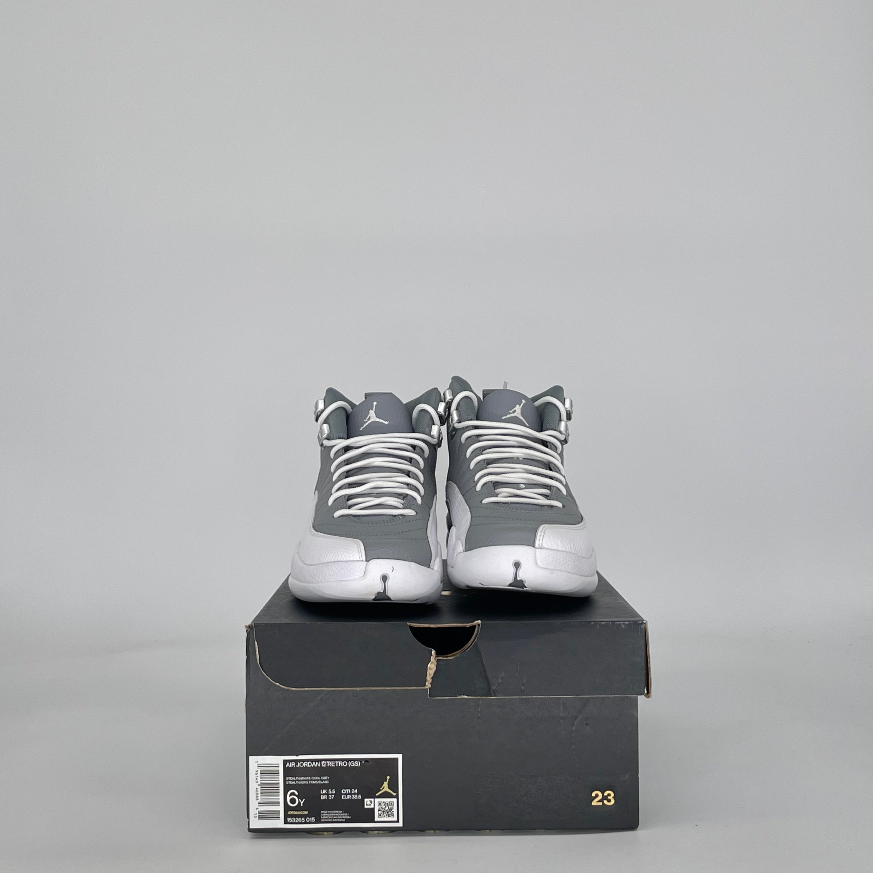 AIR JORDAN 12 STEALTH 153265-015 SIZE 6/7.5W GS