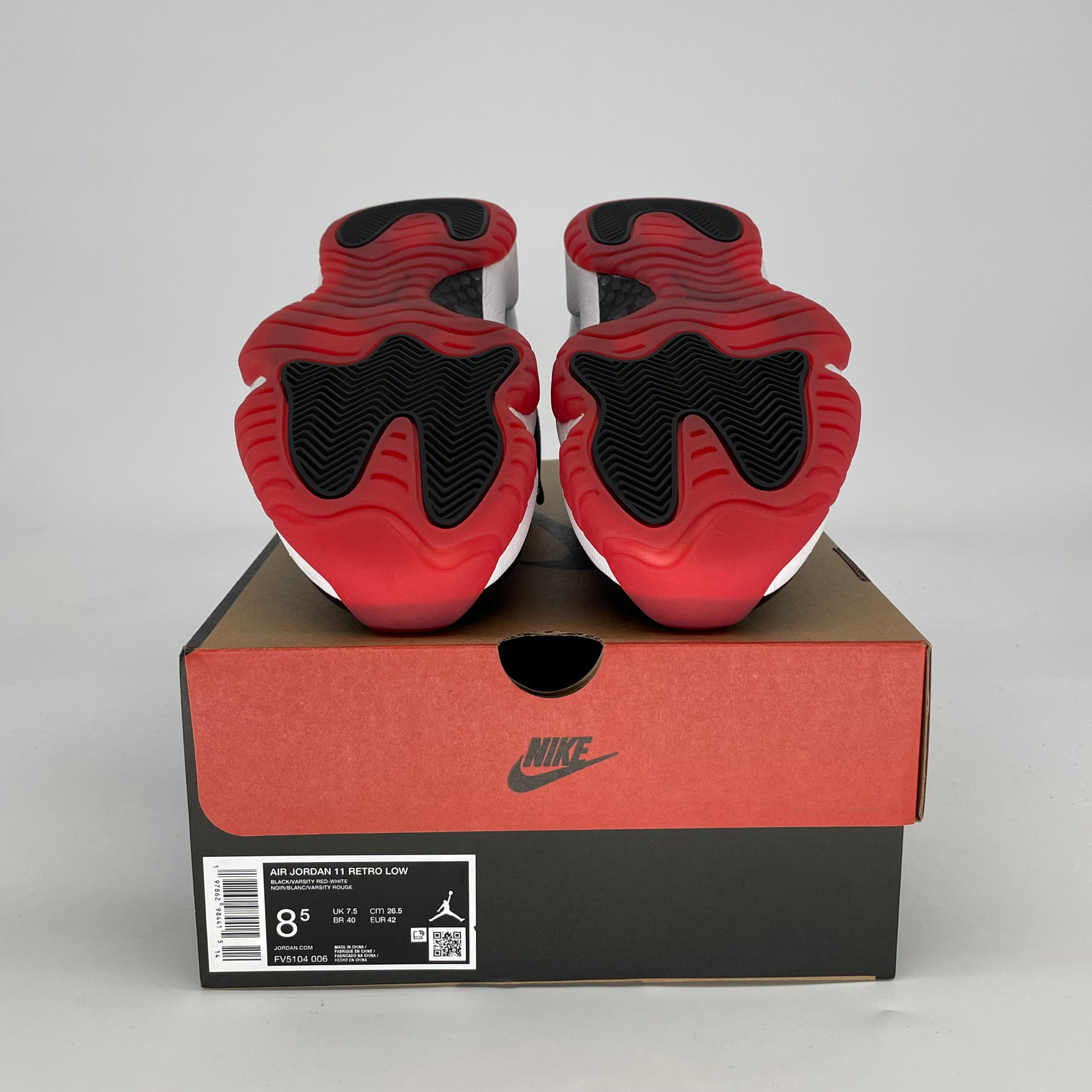 AIR JORDAN 11 LOW BRED FV5104-006 SIZE 8.5/10W