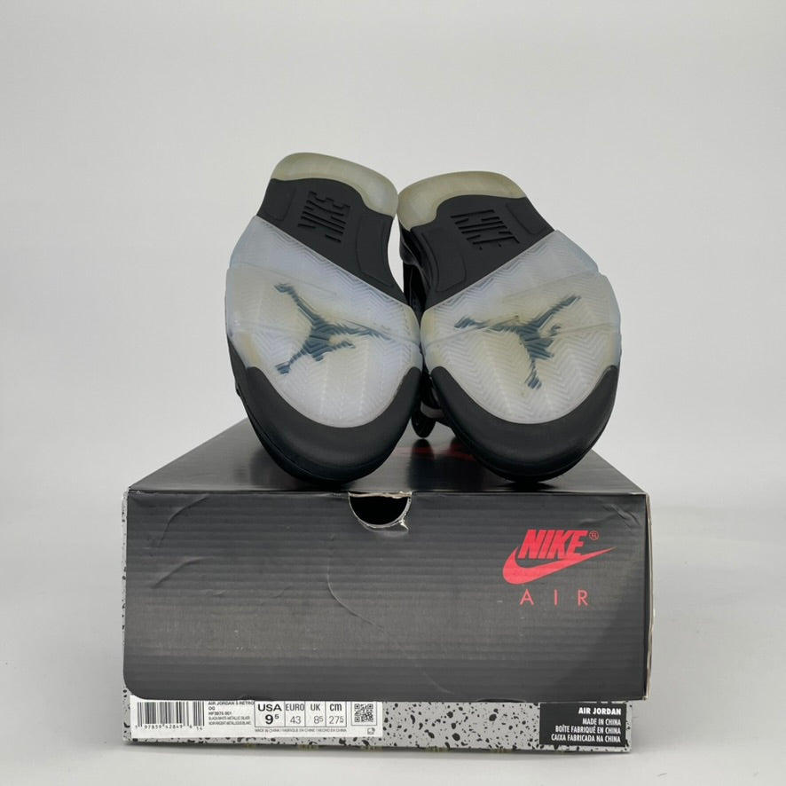 AIR JORDAN 5 BLACK METALLIC REIMAGINED HF3975-001 SIZE 9.5/11W